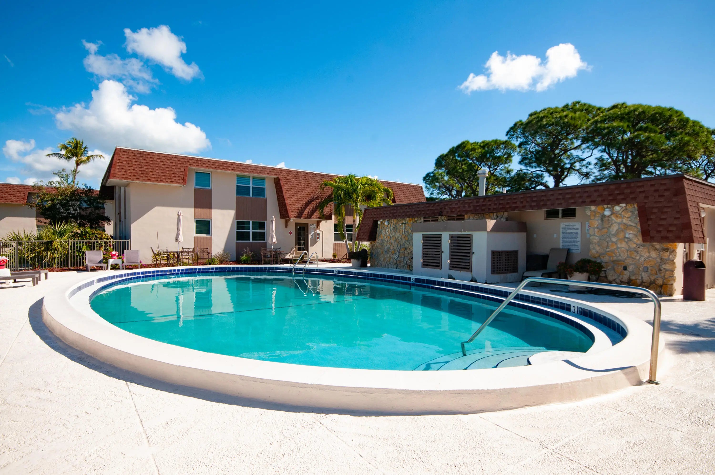 Photo of Listing #2260064