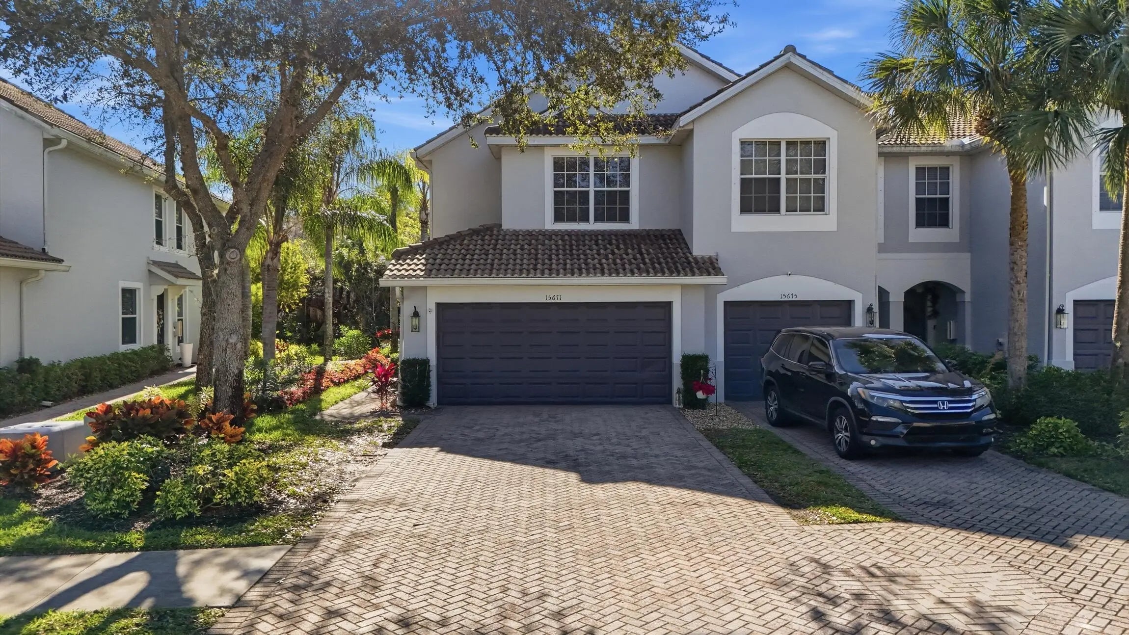 Photo of Listing #2260195