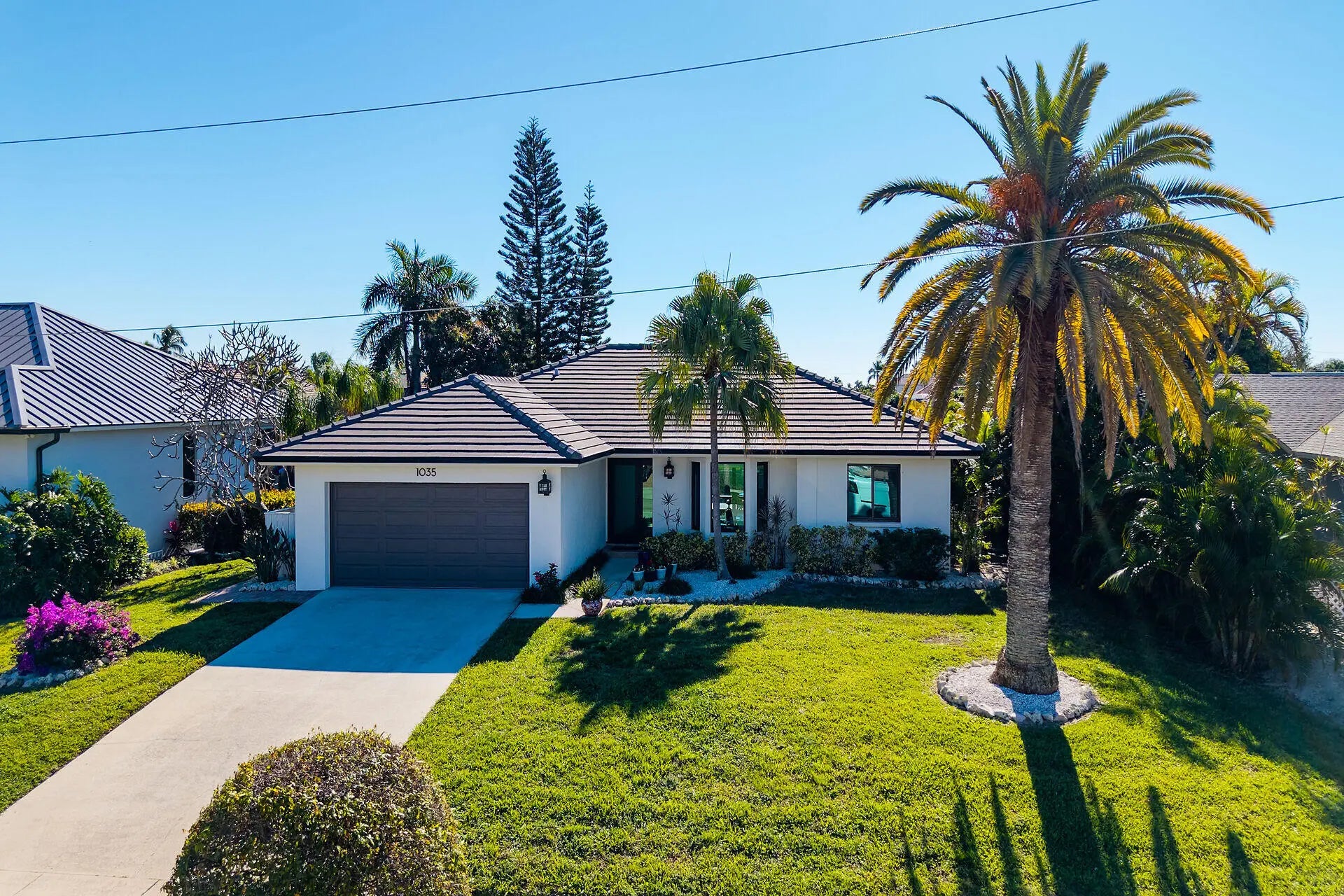 Photo of Listing #2260144