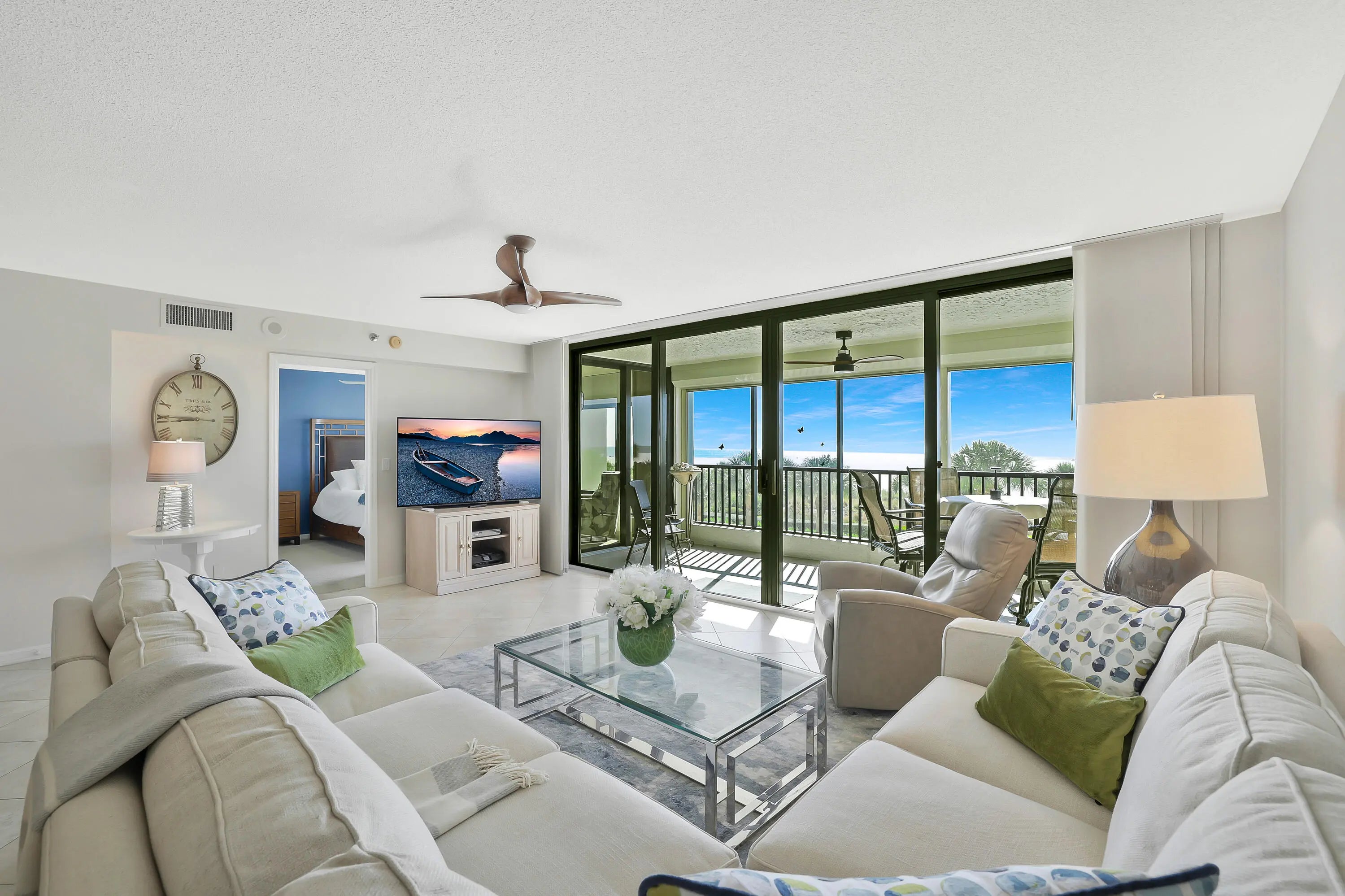 Photo of Listing #2260200