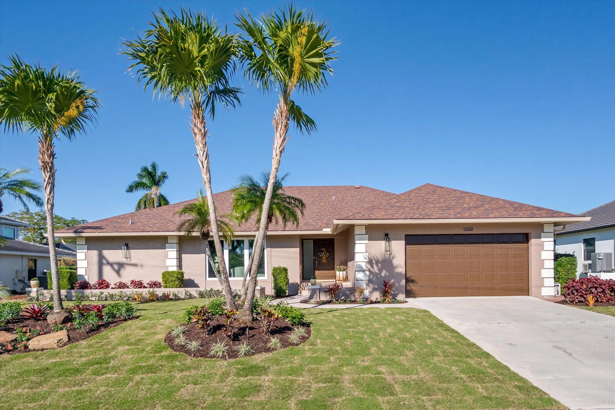 Photo of Listing #2260164