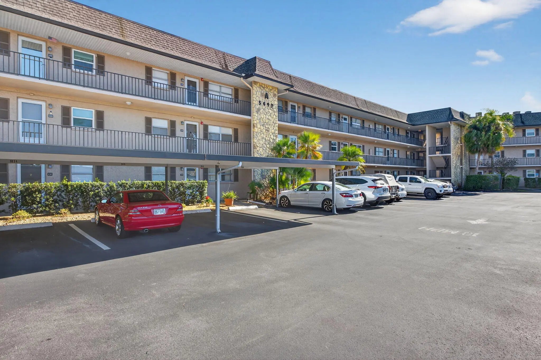 Photo of Listing #2260158