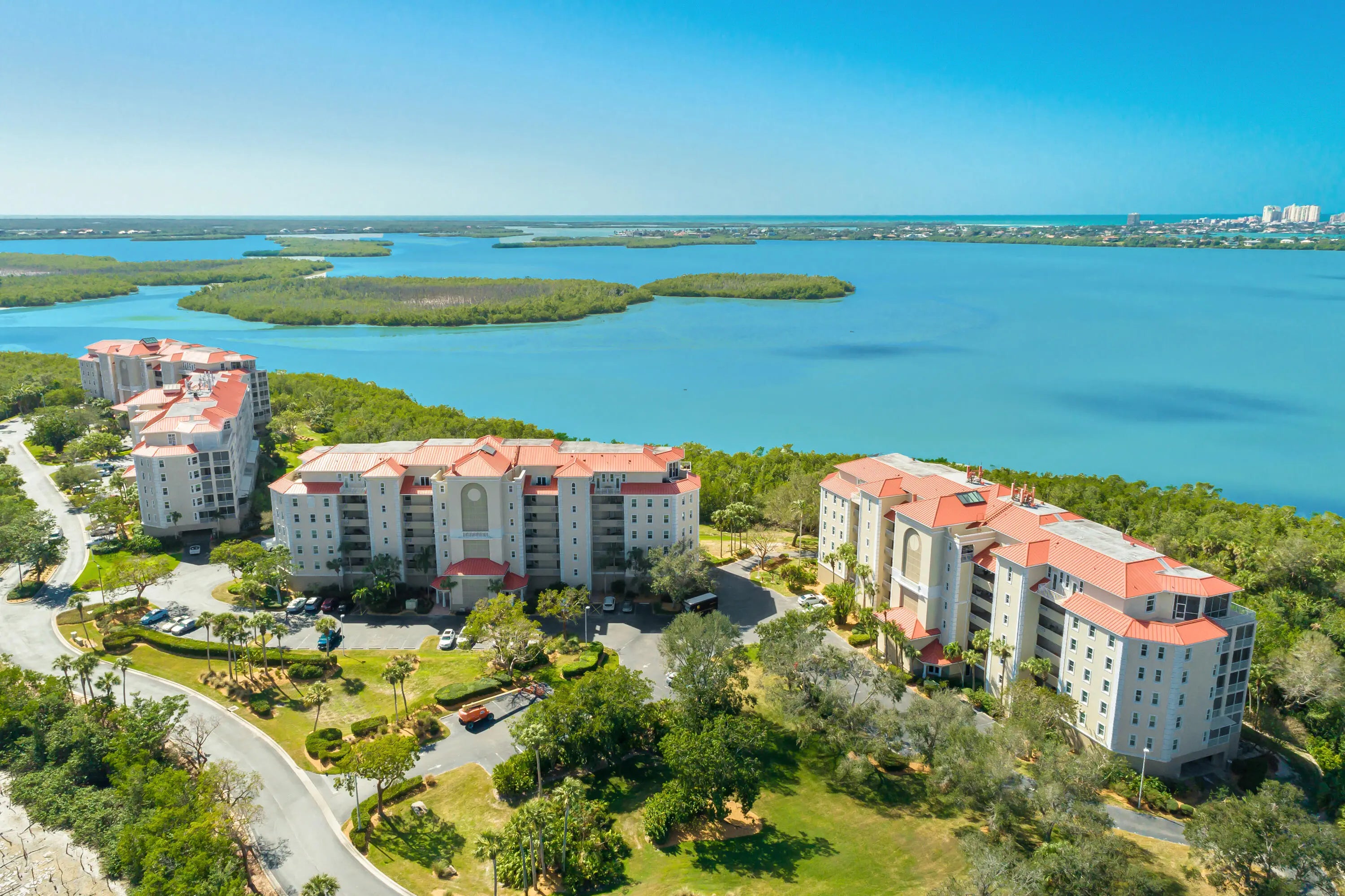 Photo of Listing #2260372