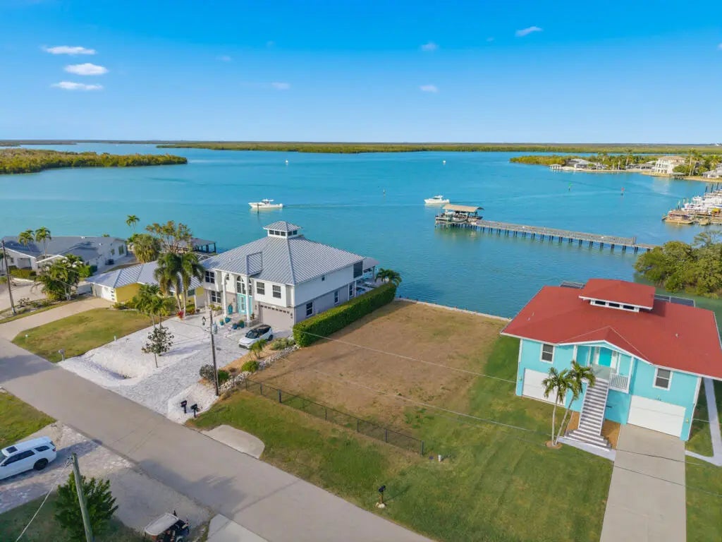 Photo of Listing #2260312