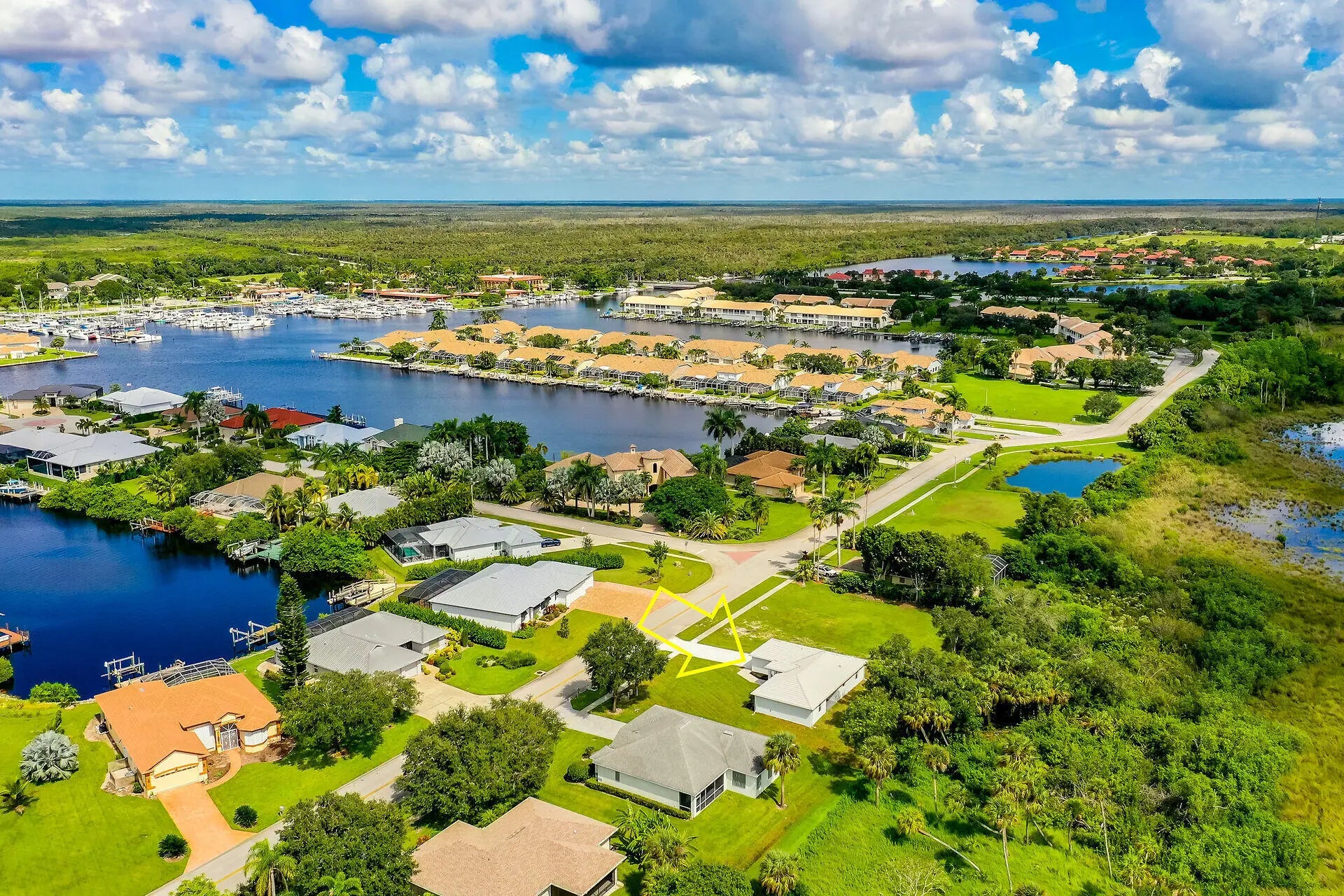 Photo of Listing #2260305