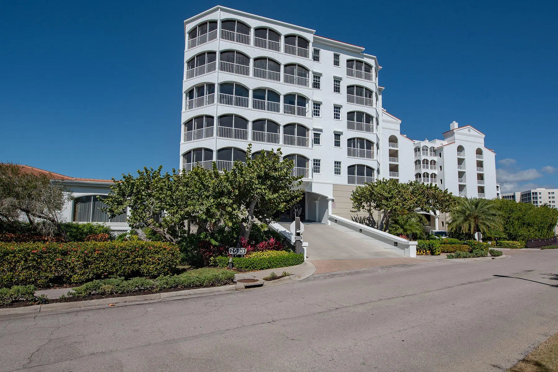 Photo of Listing #2260382