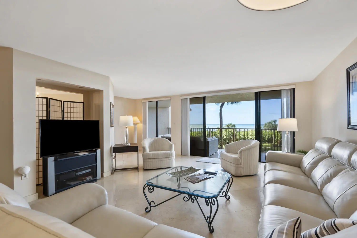 Photo of Listing #2260422