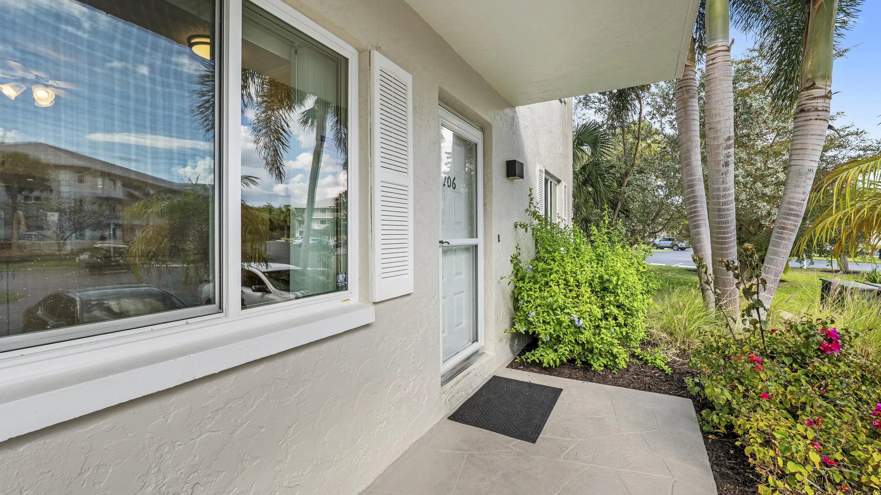 Photo of Listing #2260506