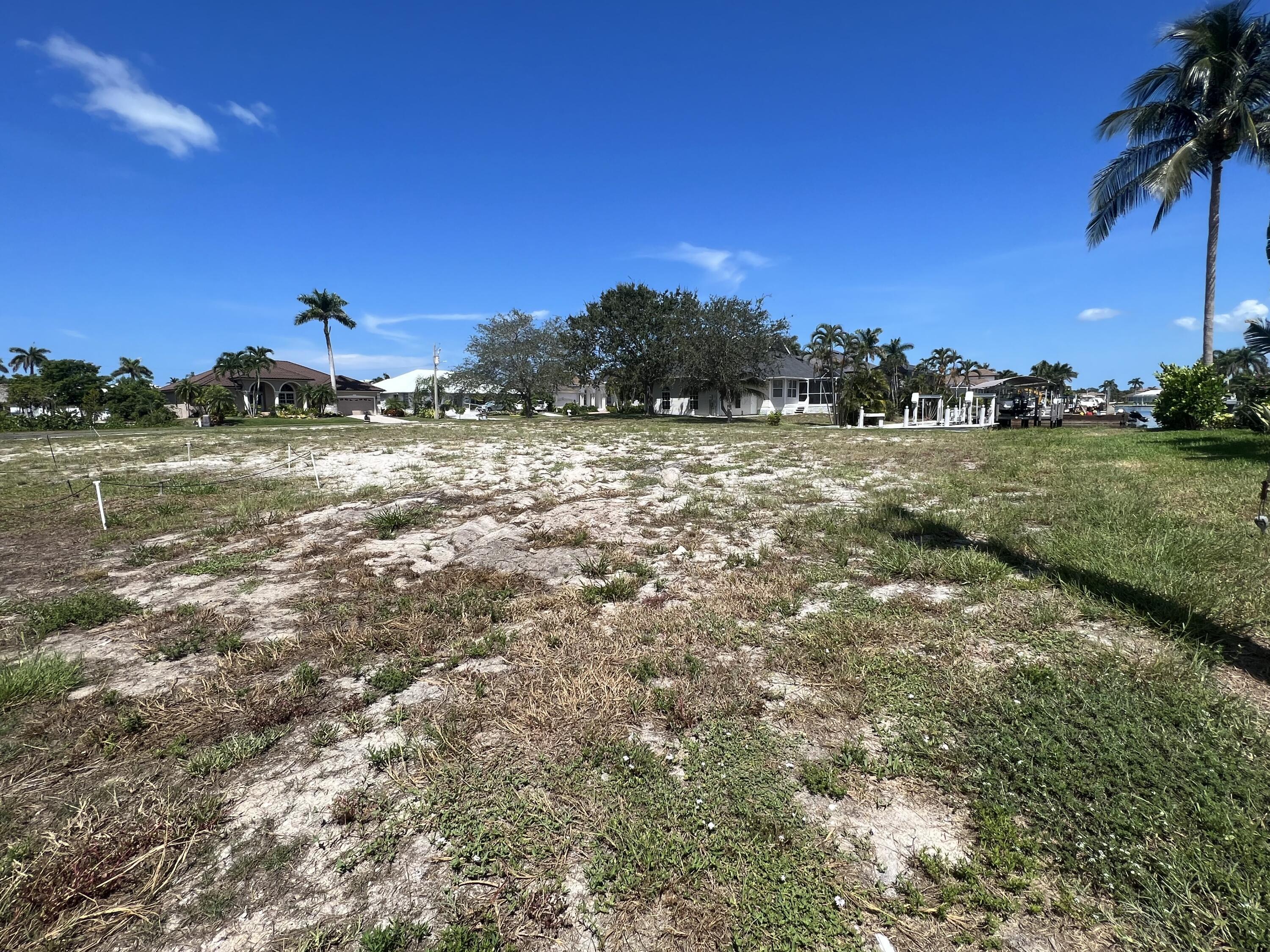 930-goldenrod-avenue-marco-island-property-listing-2231568-marco-beach