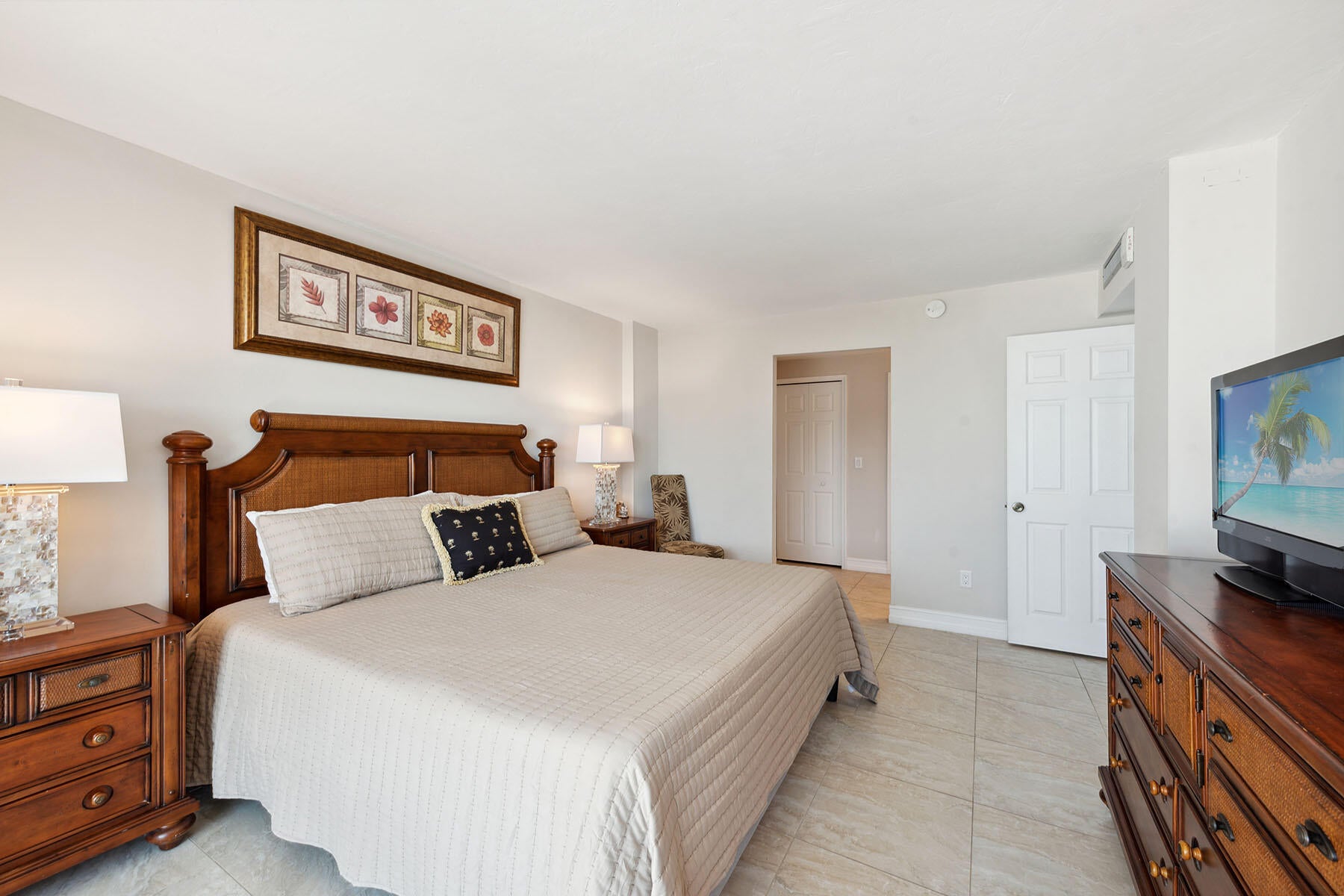 Unit 1607 380 Seaview Court Marco Island Property Listing 2241682 Unit 1607 380 Seaview Court Marco Island Property Listing 2241682