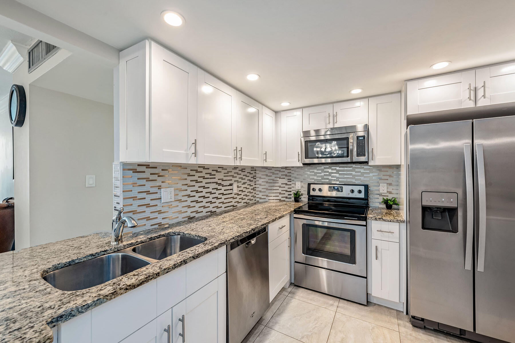 Unit 1607 380 Seaview Court Marco Island Property Listing 2241682 Unit 1607 380 Seaview Court Marco Island Property Listing 2241682