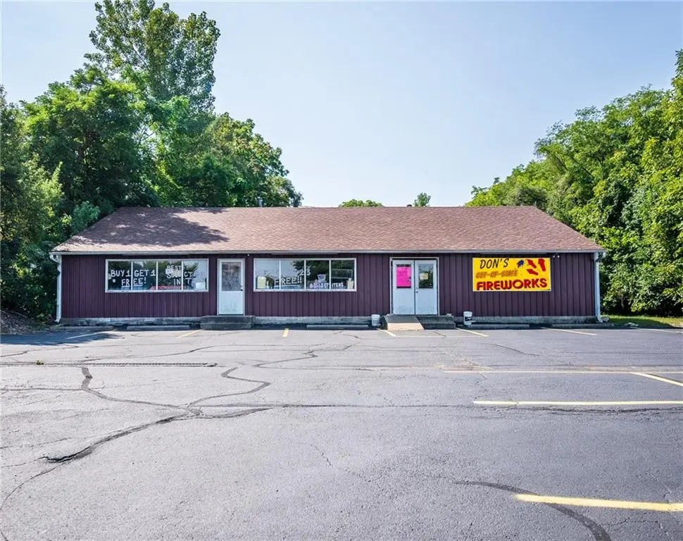 613 E State Road 44, Shelbyville
