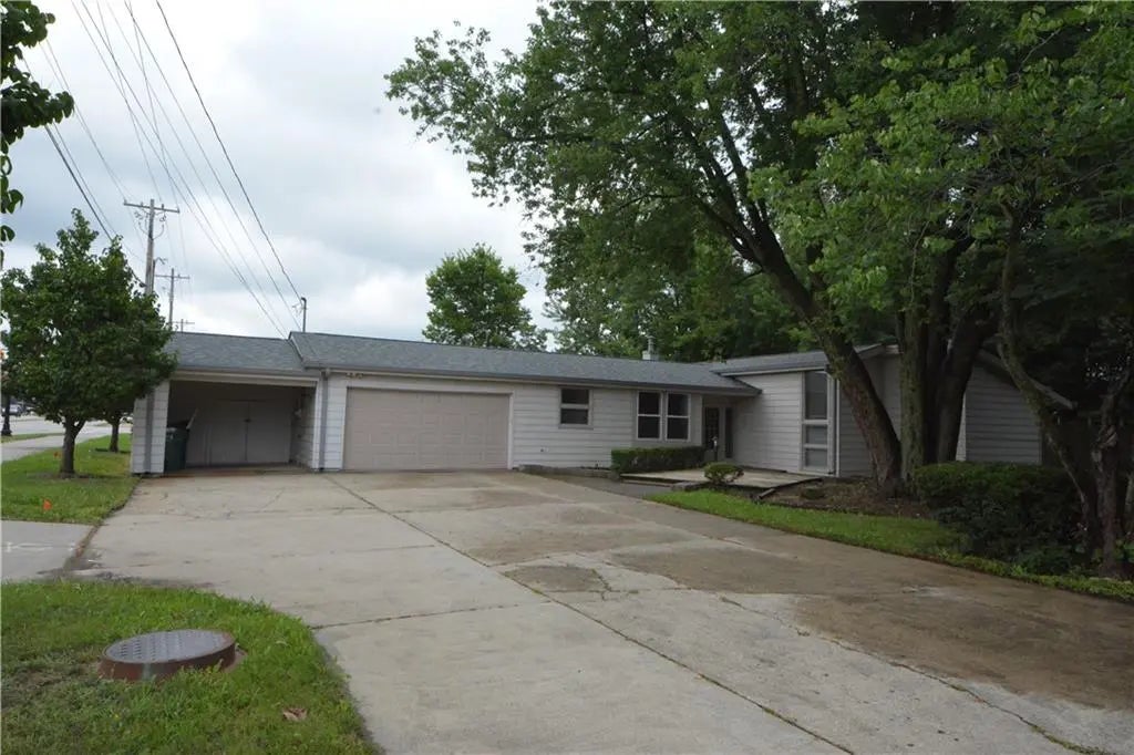 1921 E 116 Street, Carmel