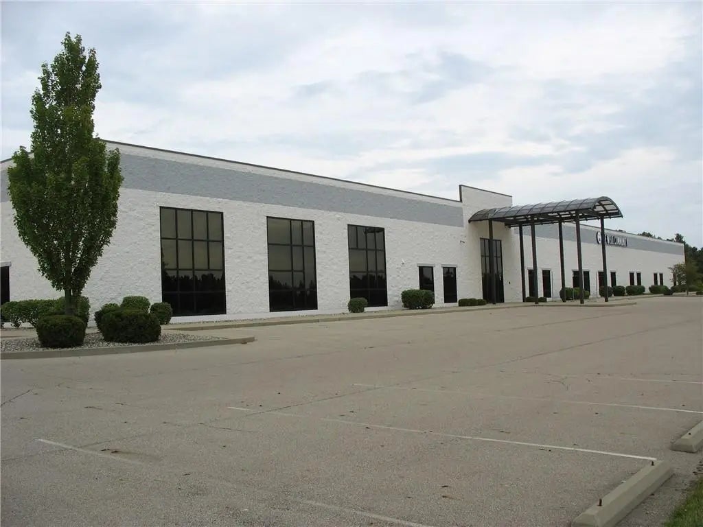 Photo of 554 Pitt Road Pit Road Brownsburg, IN 46112