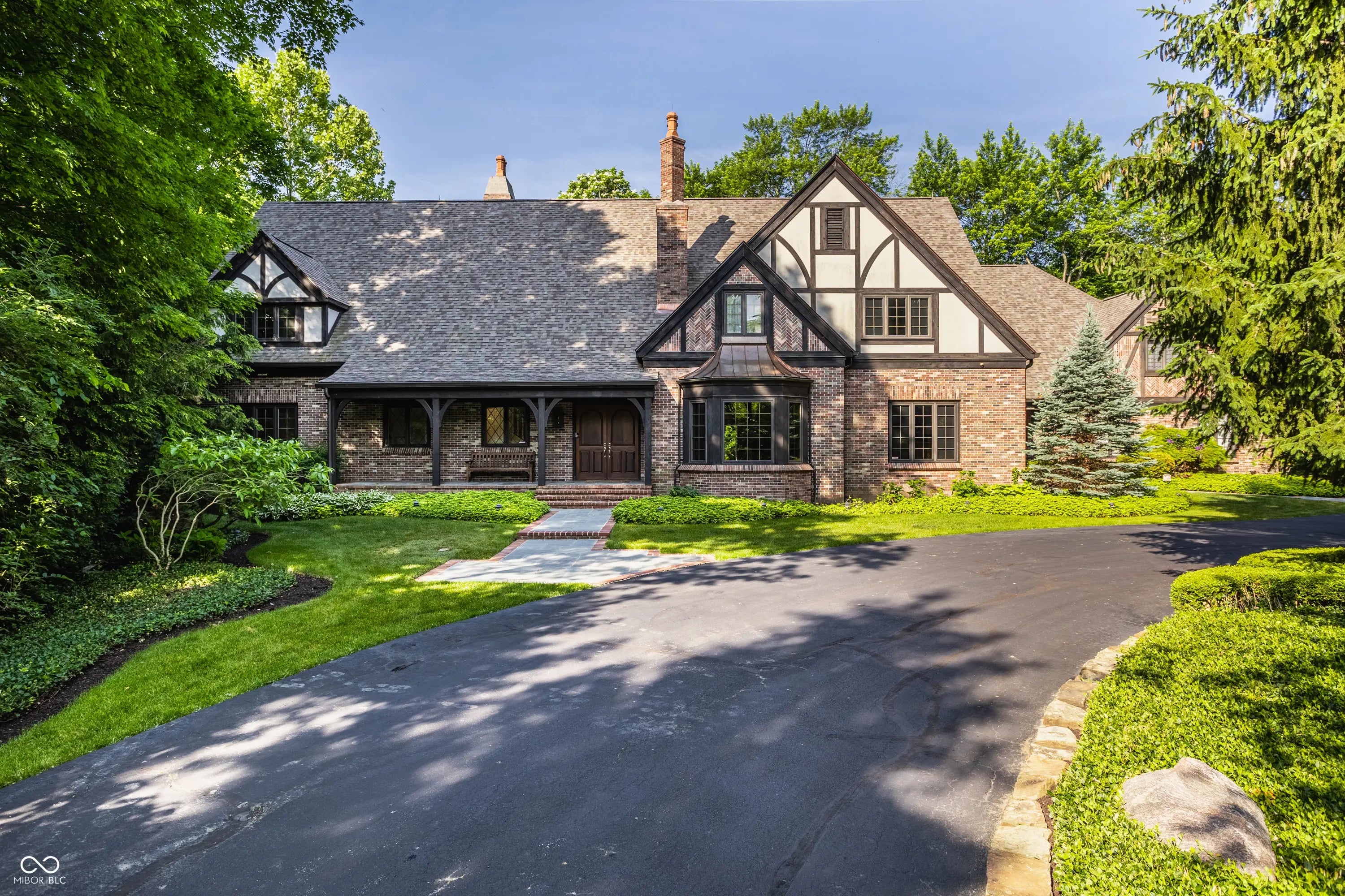 7406 Washington Boulevard, Indianapolis
