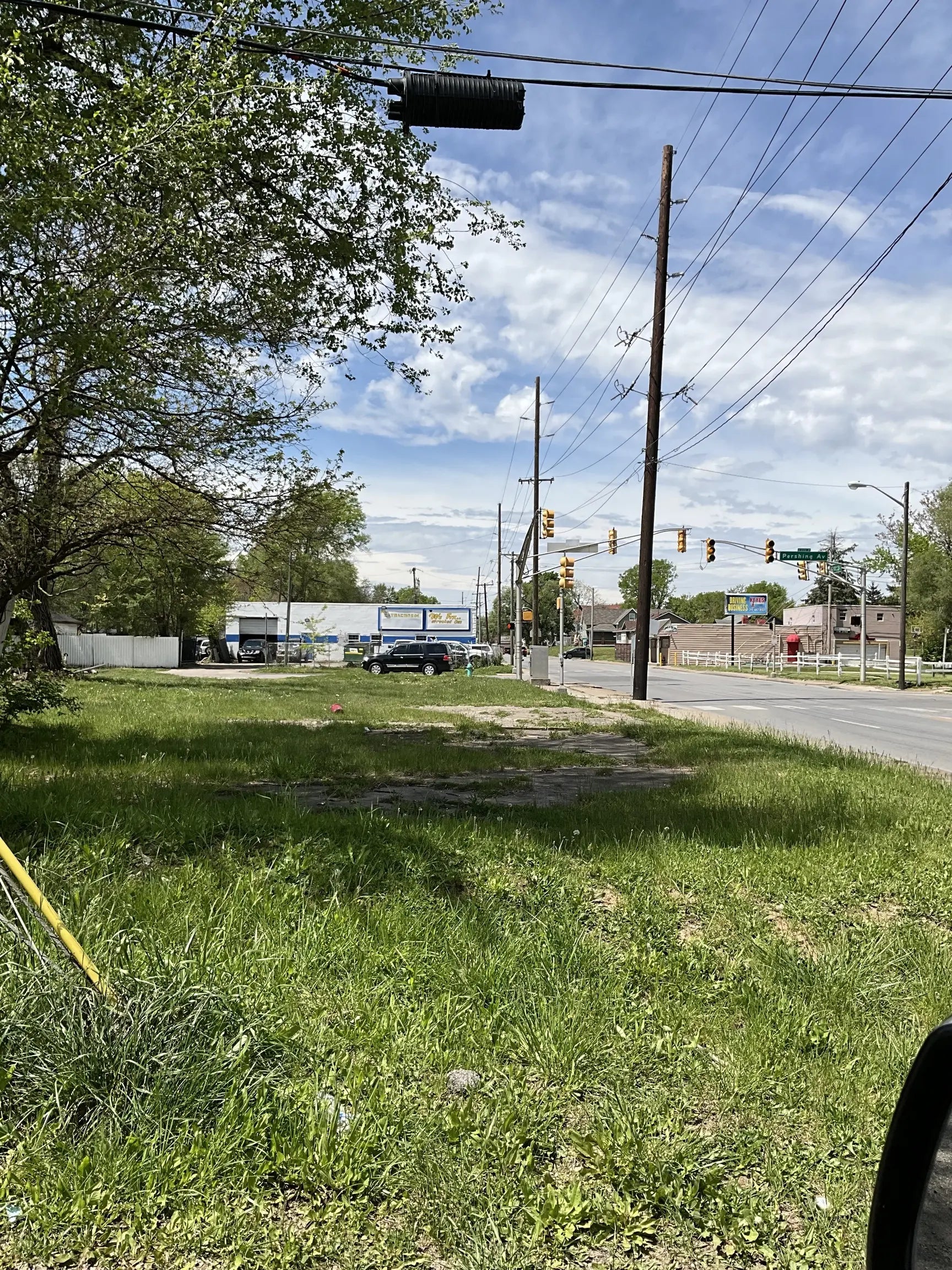 2239 W 10th Street, Indianapolis