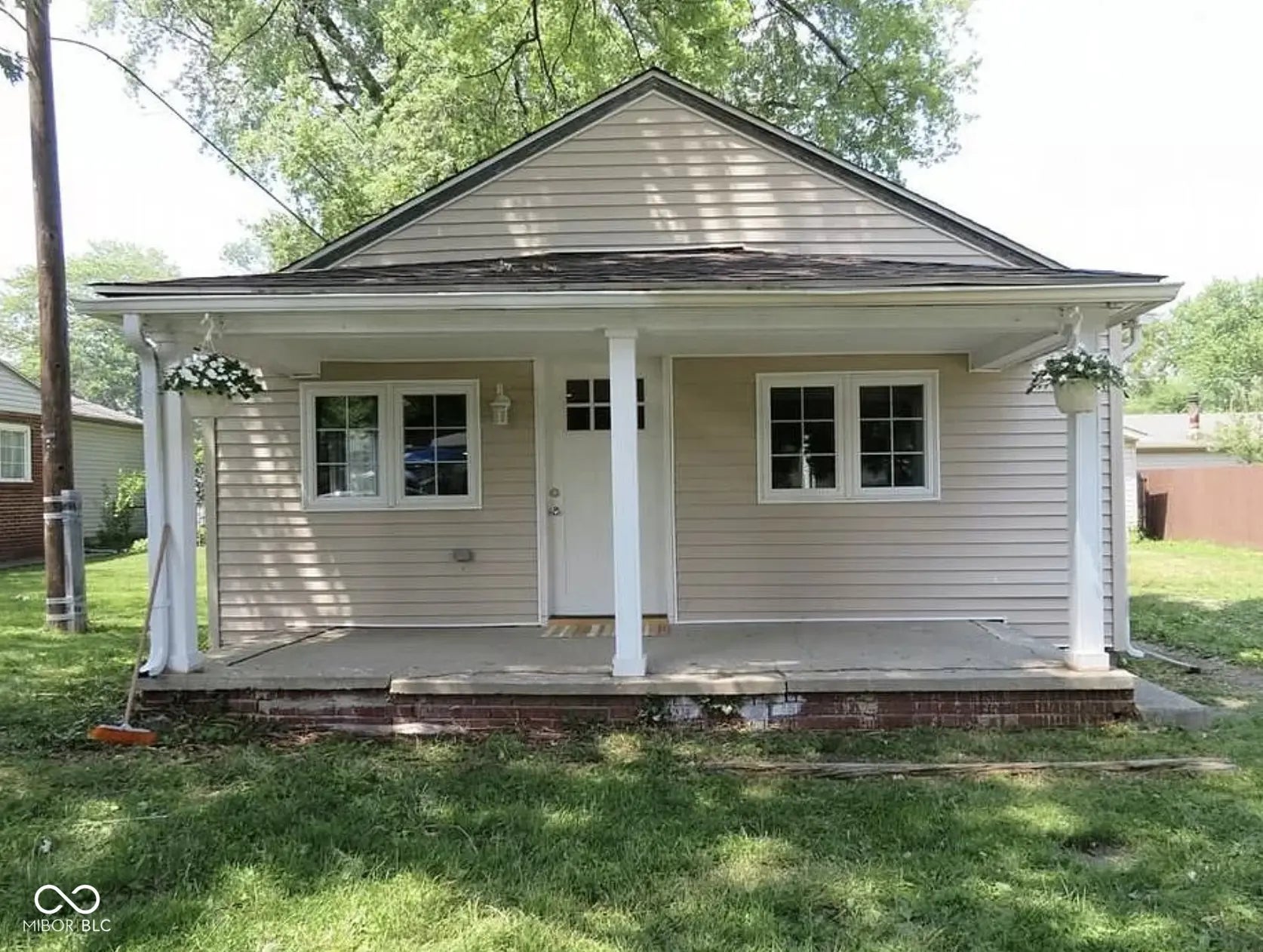 3912 Terrace Avenue, Indianapolis