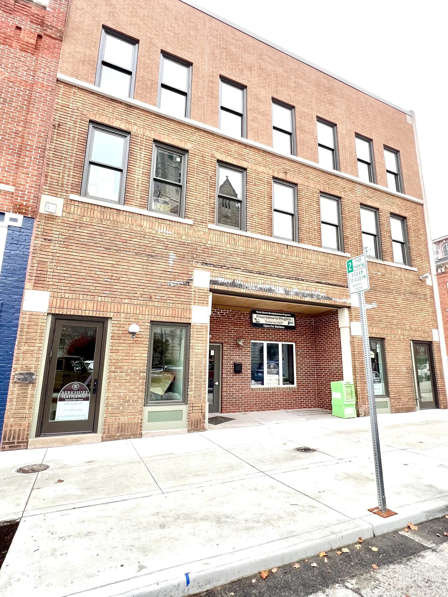 Photo of 9 American Legion Place Greenfield, IN 46140