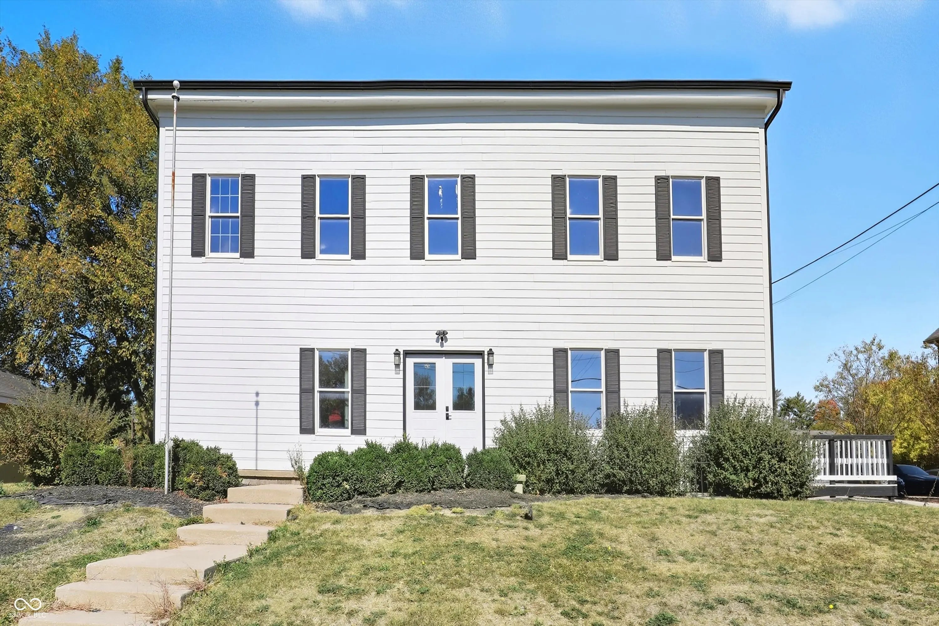 Photo of 230 E Main Street Westfield, IN 46074