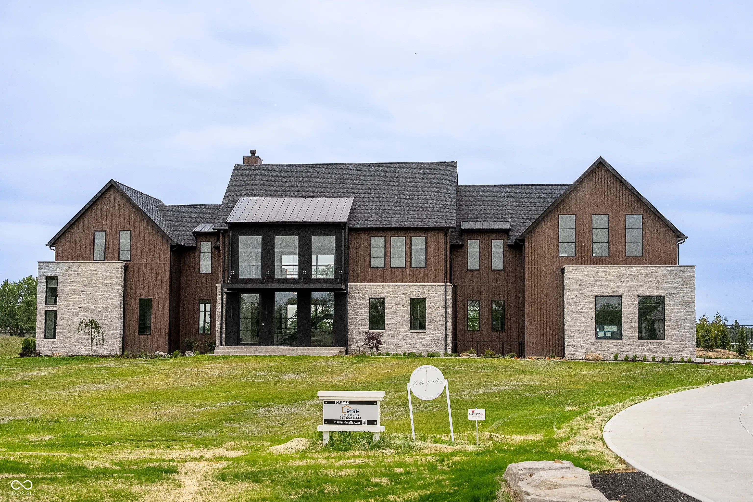 9700 Windy Hills Drive, Zionsville