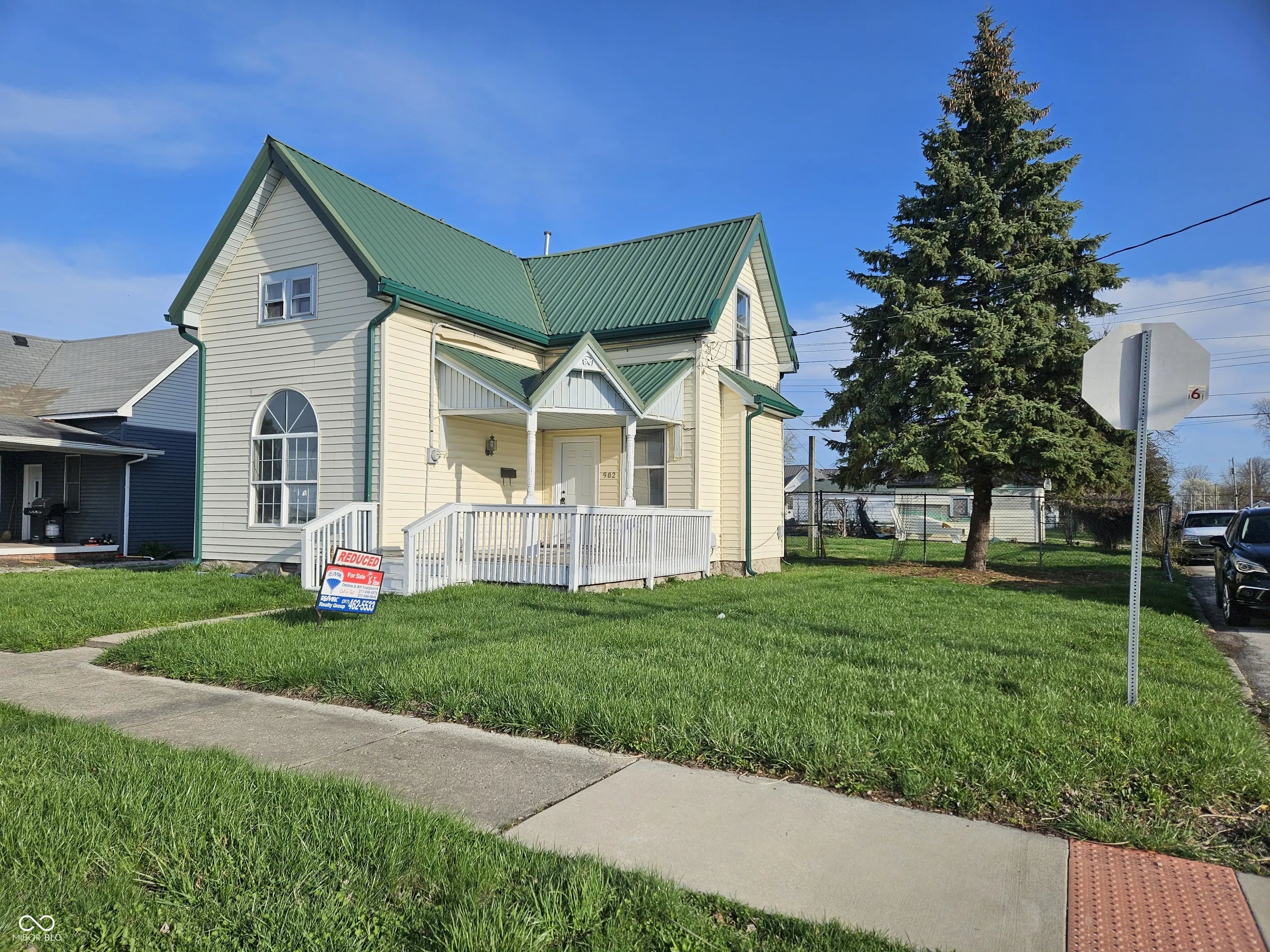 902 W Main Street, Greenfield