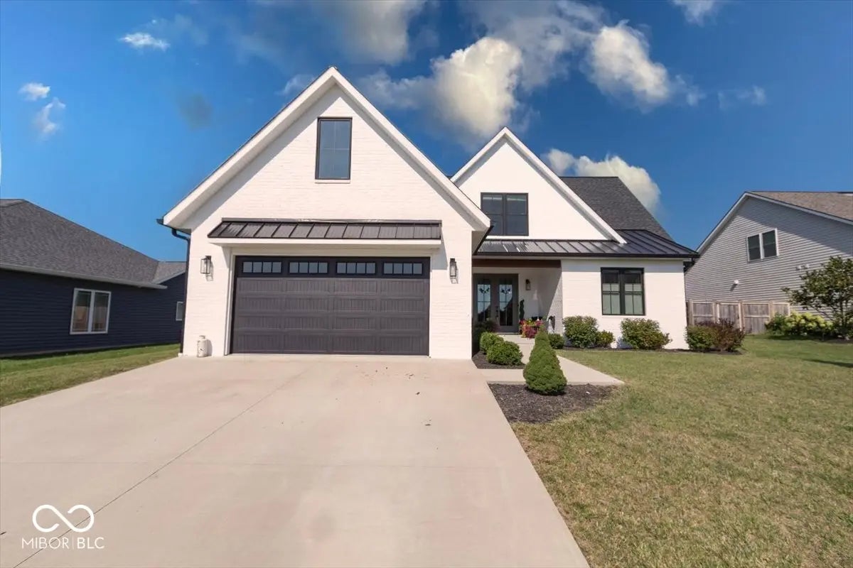 4676 N Triple Crown Drive, Bloomington