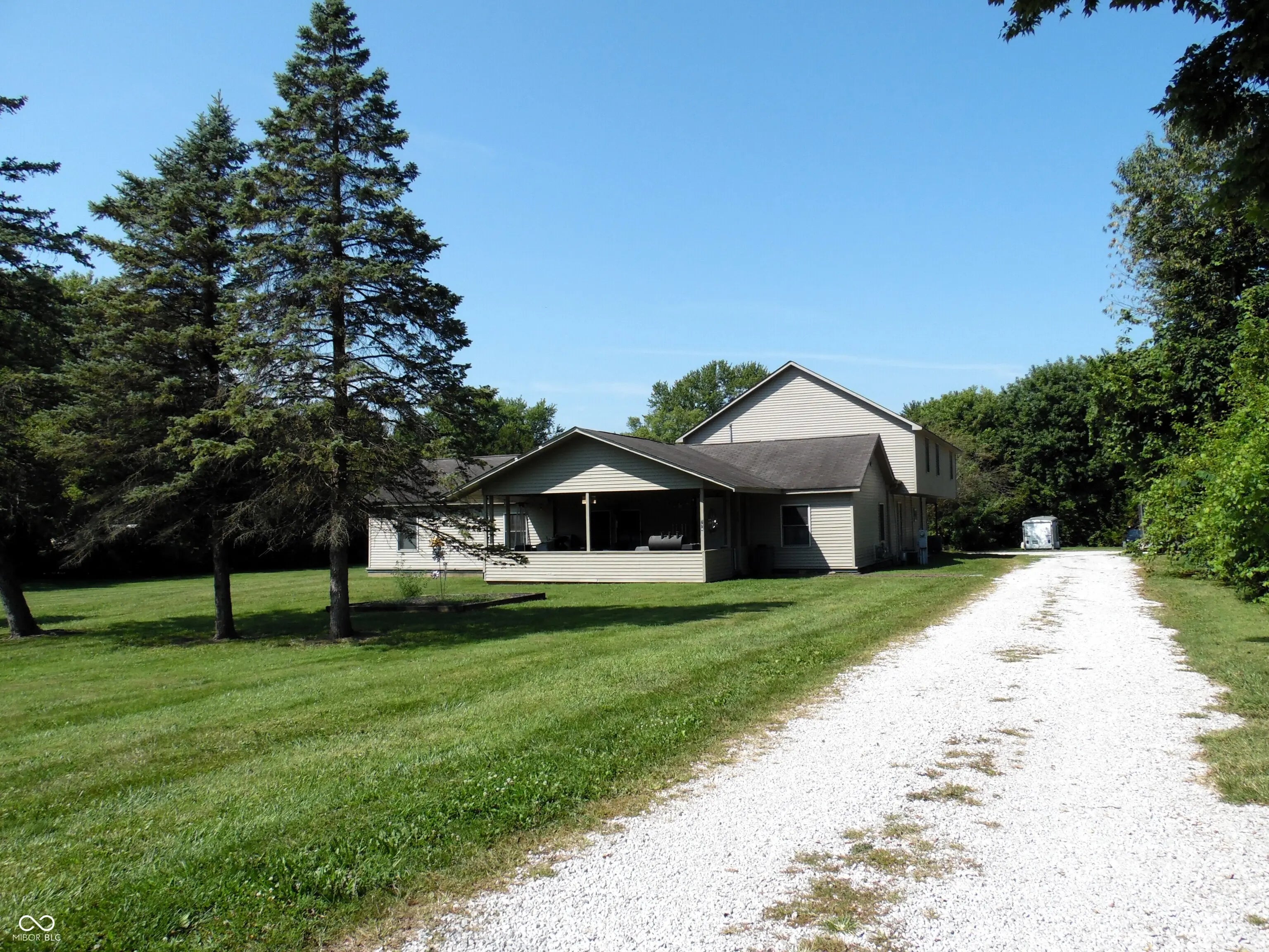Photo of 774 S Morgantown Road Greenwood, IN 46143