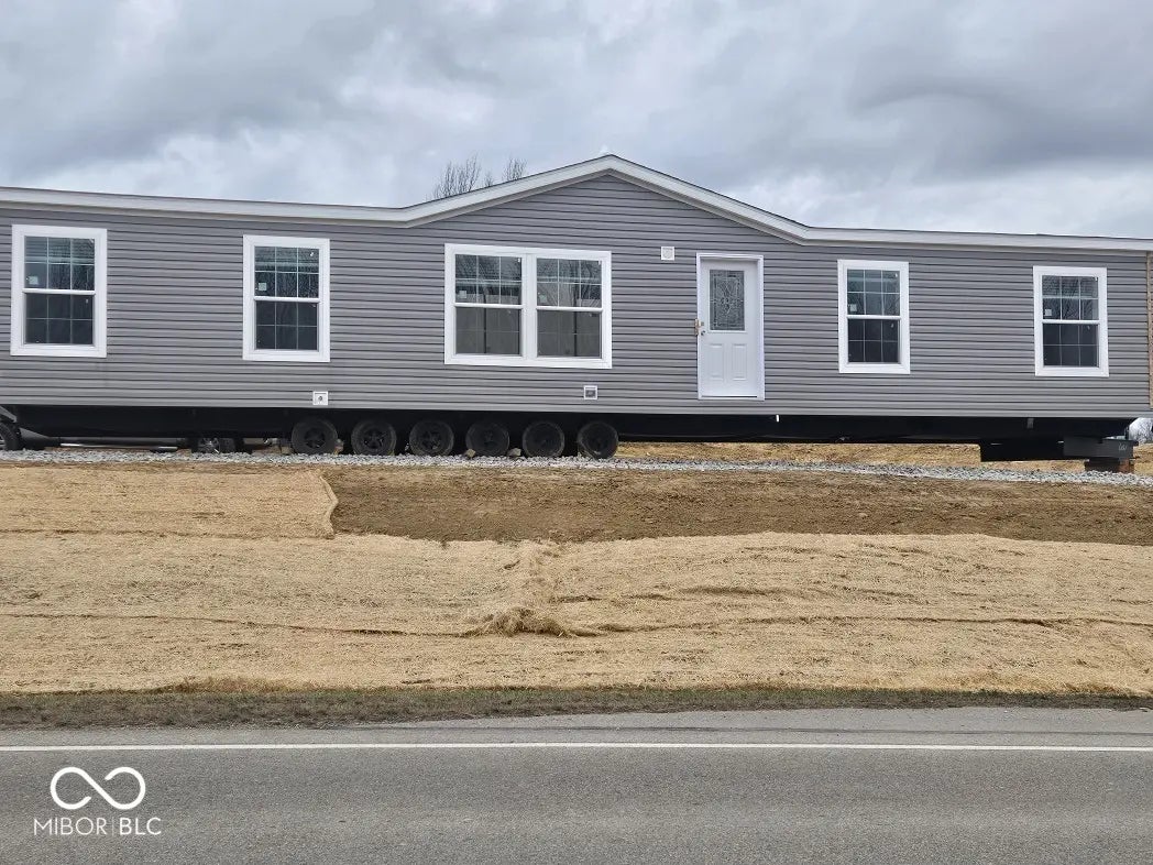 317 Lazy River Road, Cloverdale