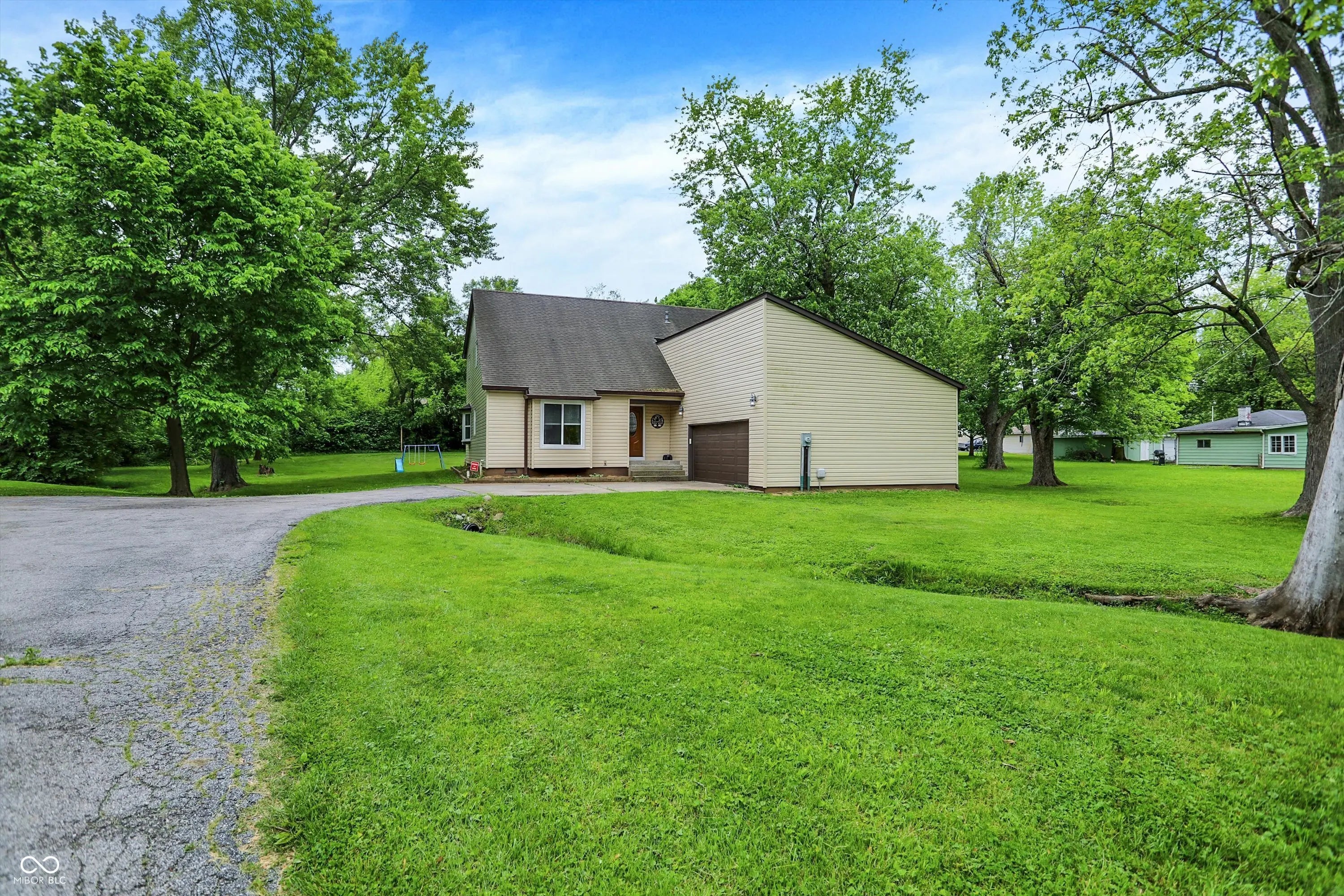 2747 E Midland Road, Indianapolis