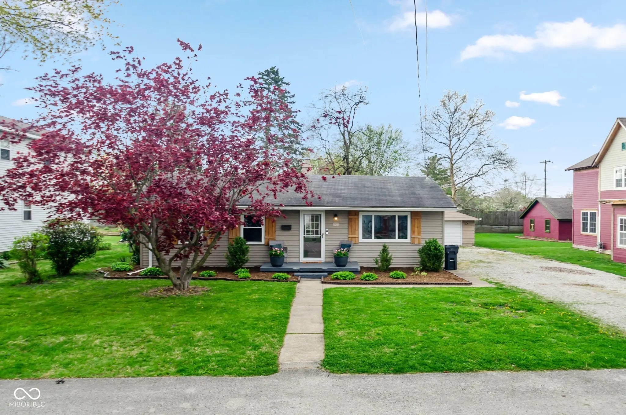 525 Park Avenue, Greenwood