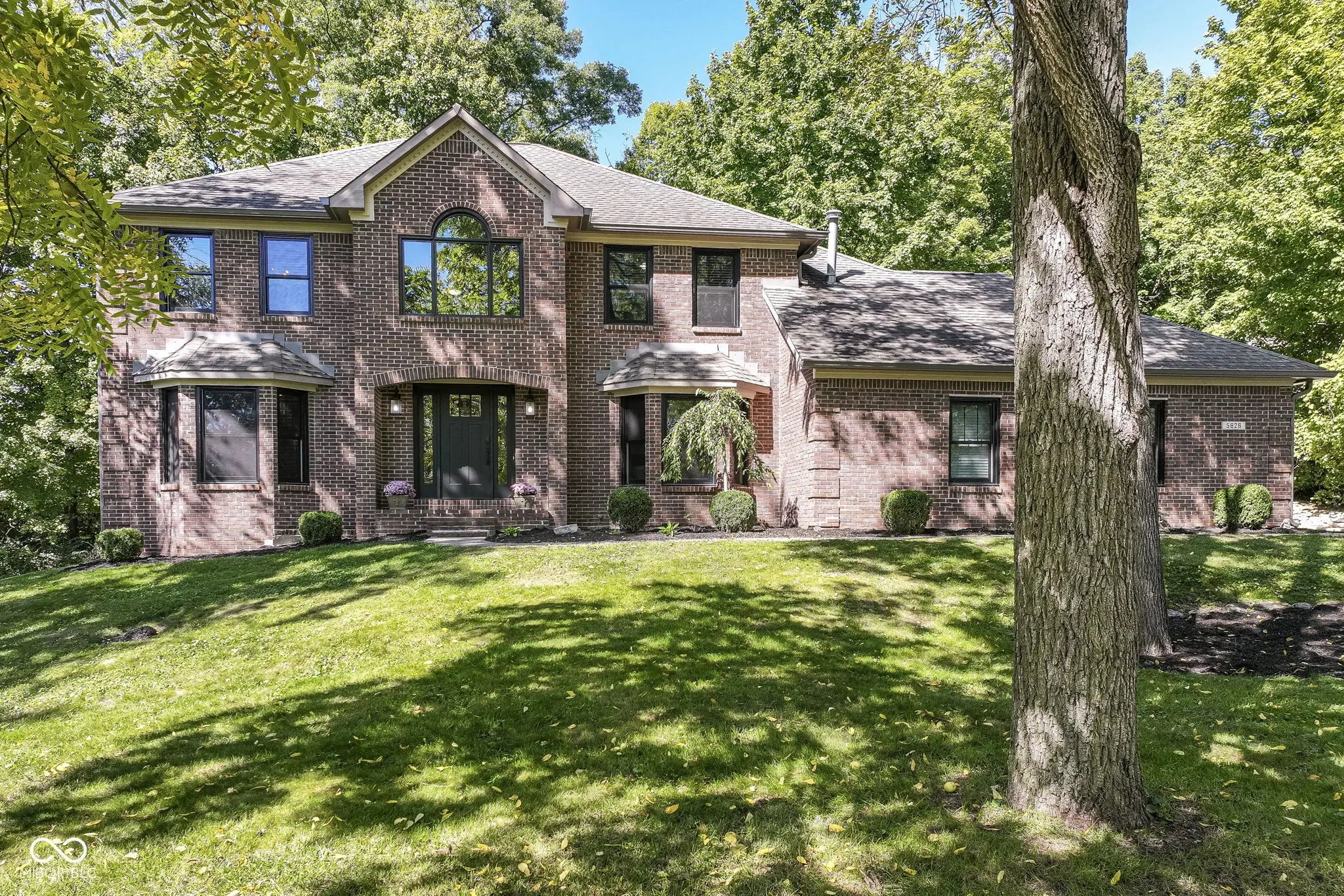 5826 Winding Way Lane, Indianapolis