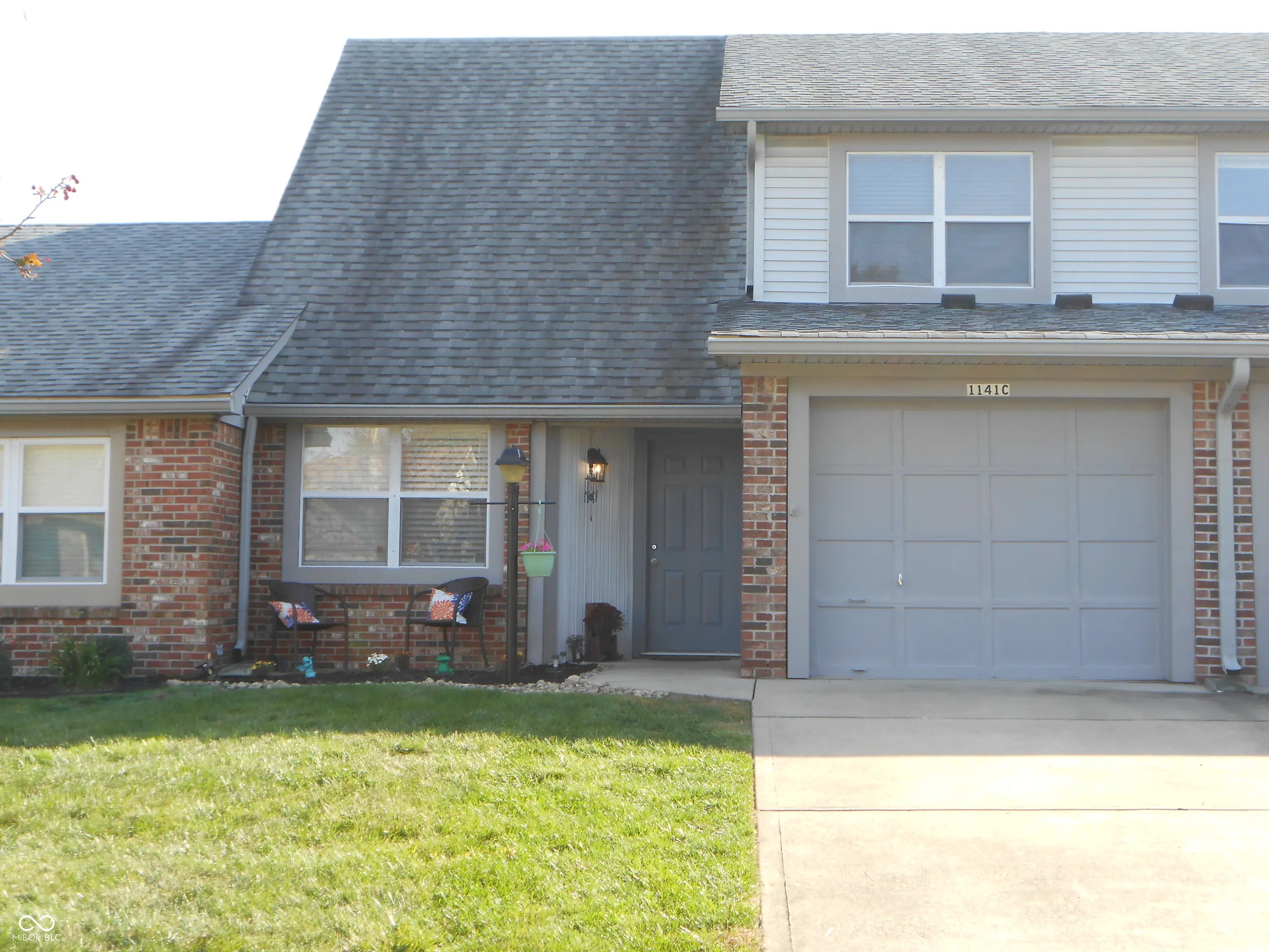 Photo of 1141 Paradise Way N Unit C Greenwood, IN 46143