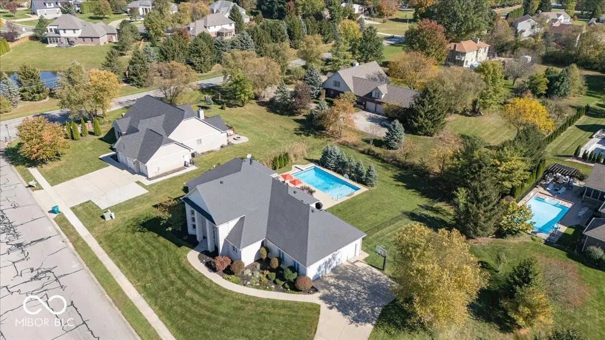 1957 Cherry Tree Road, Avon