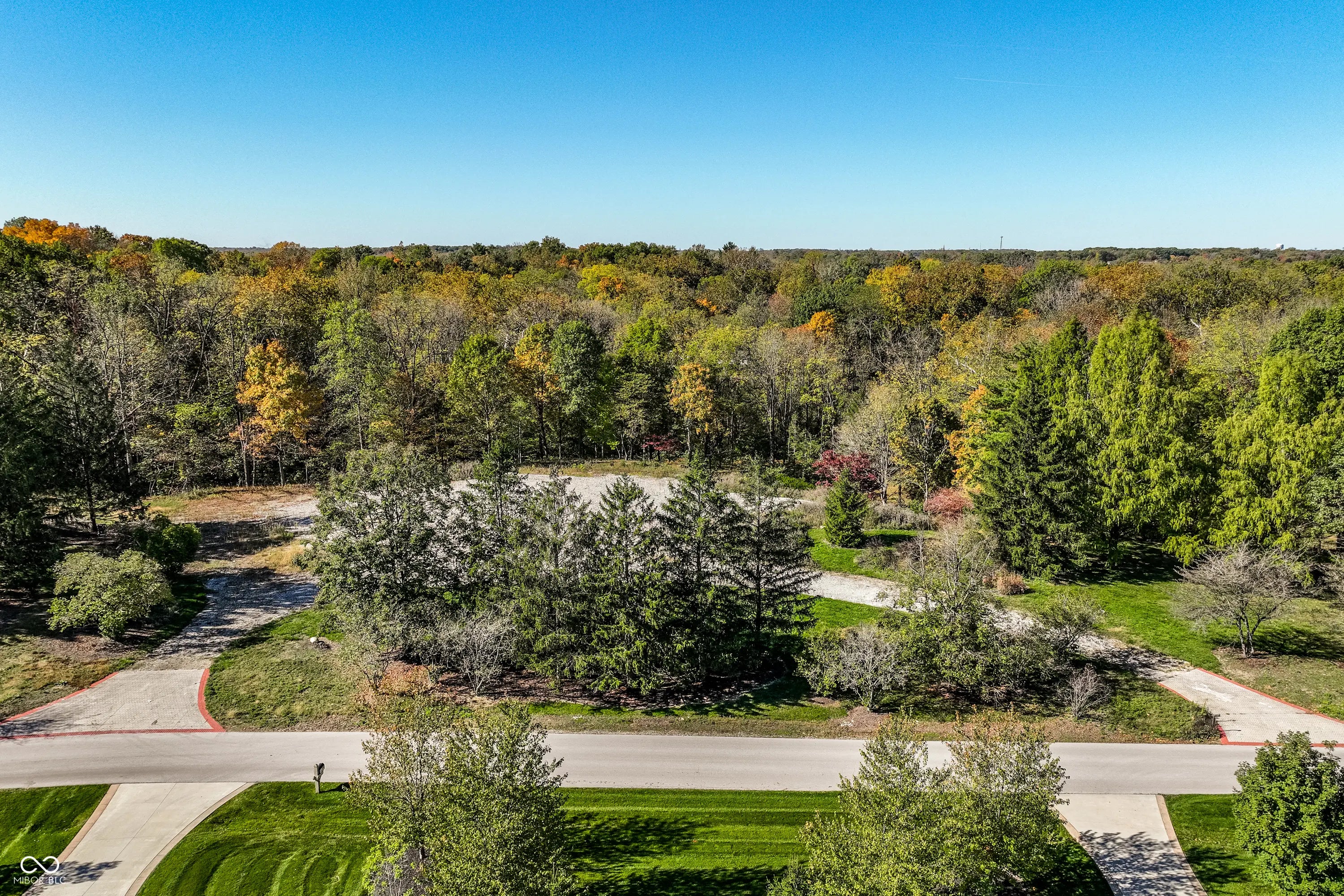 Photo of 6330 Mayfield Lane Zionsville, IN 46077