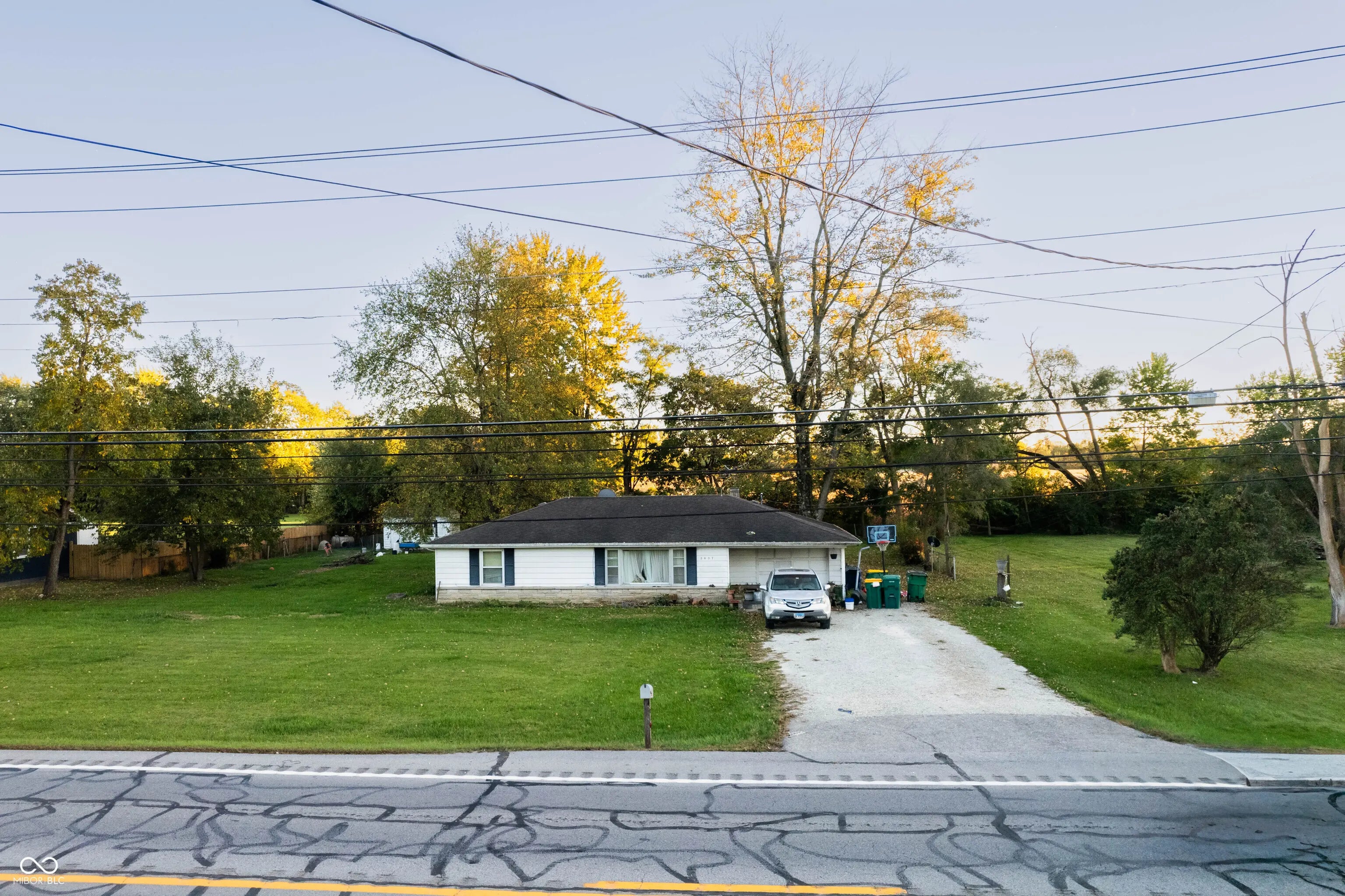 3837 W State Road 32 W W, Westfield