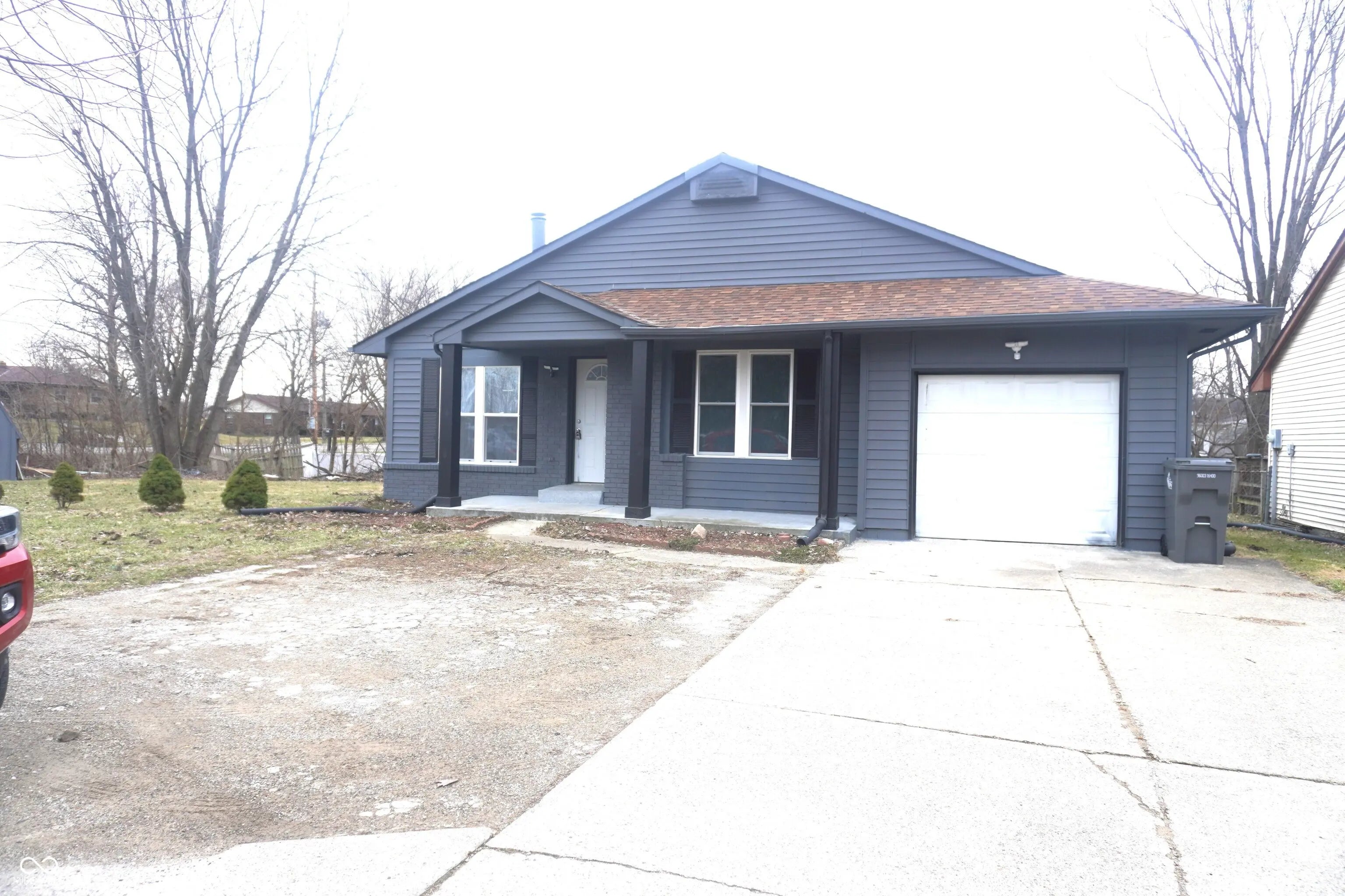 3743 E Stop 11 Road, Indianapolis