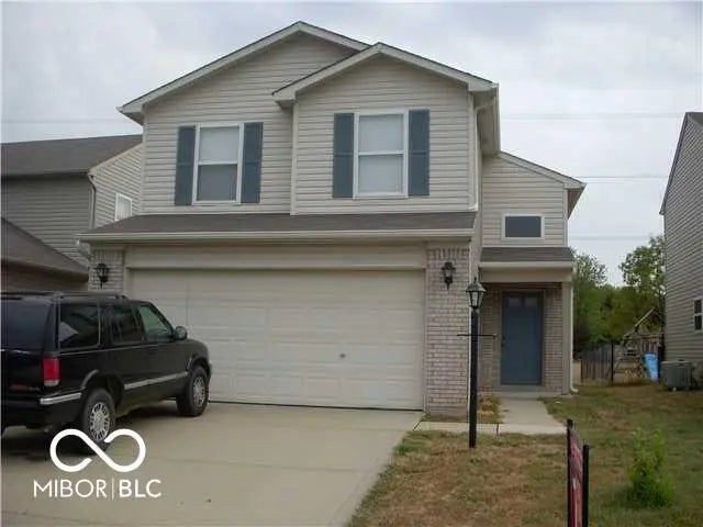5325 Bluff View Drive, Indianapolis