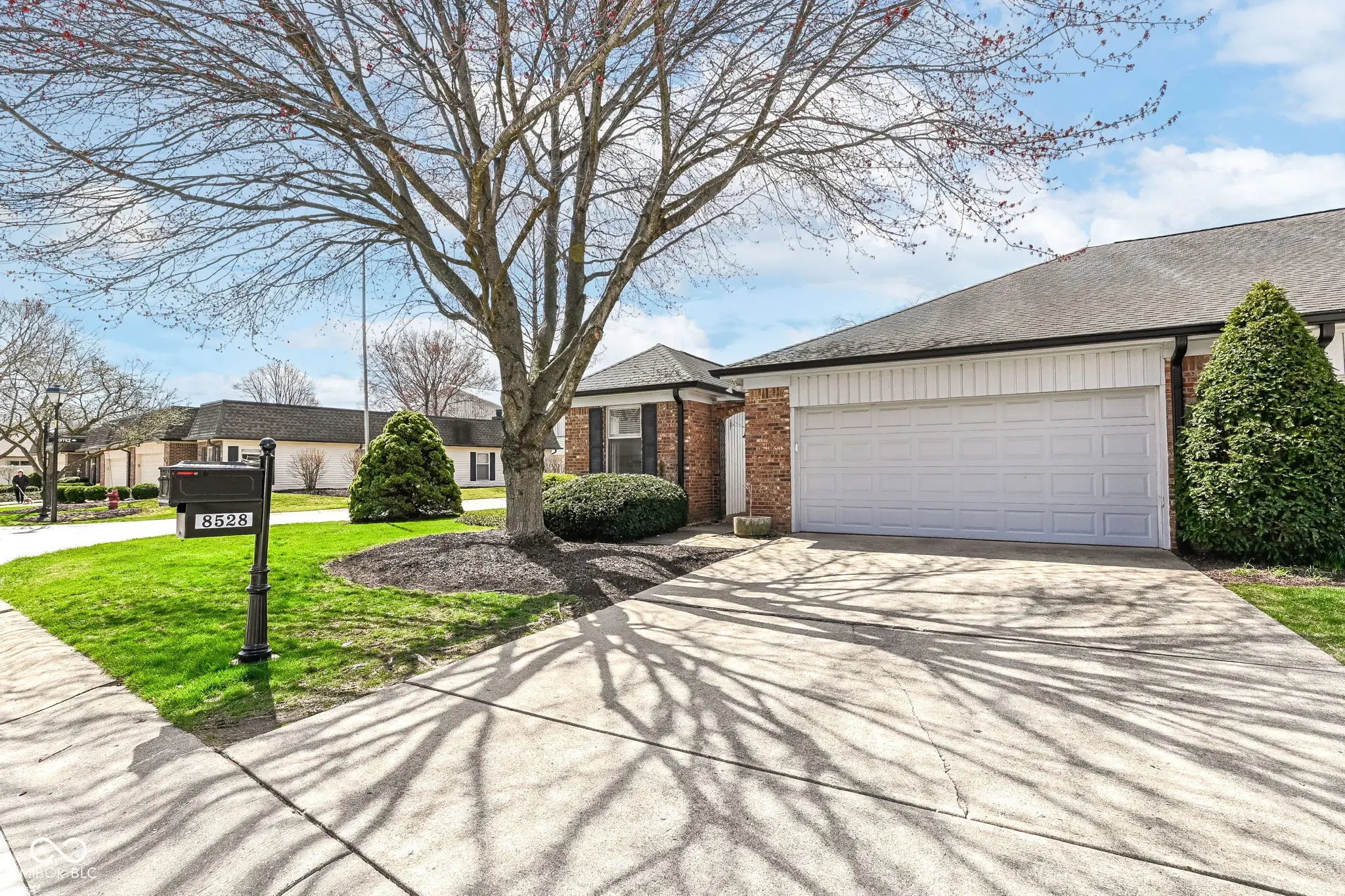 8528 Quail Hollow Road, Indianapolis