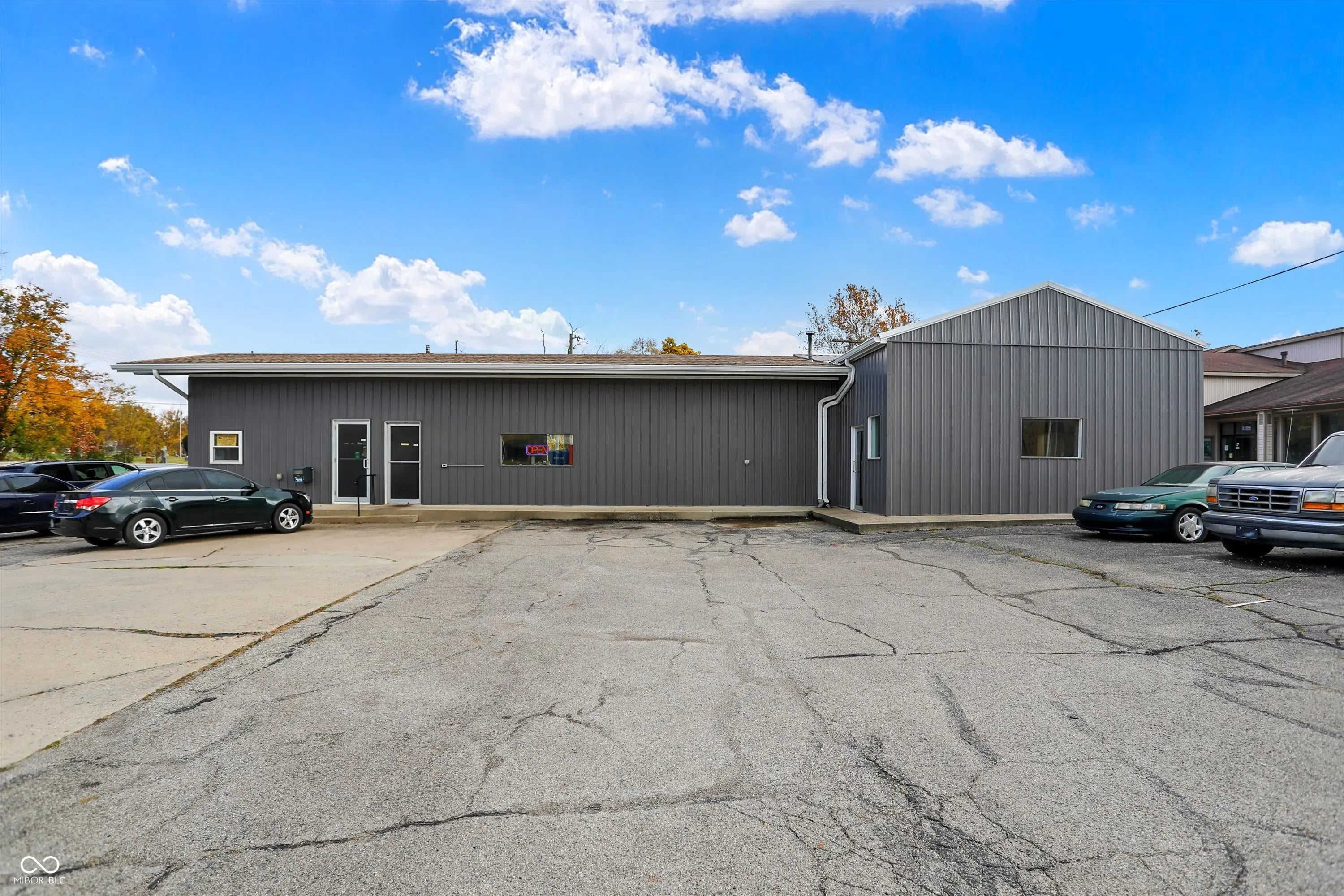 Photo of 359 N Jackson Street Frankfort, IN 46041