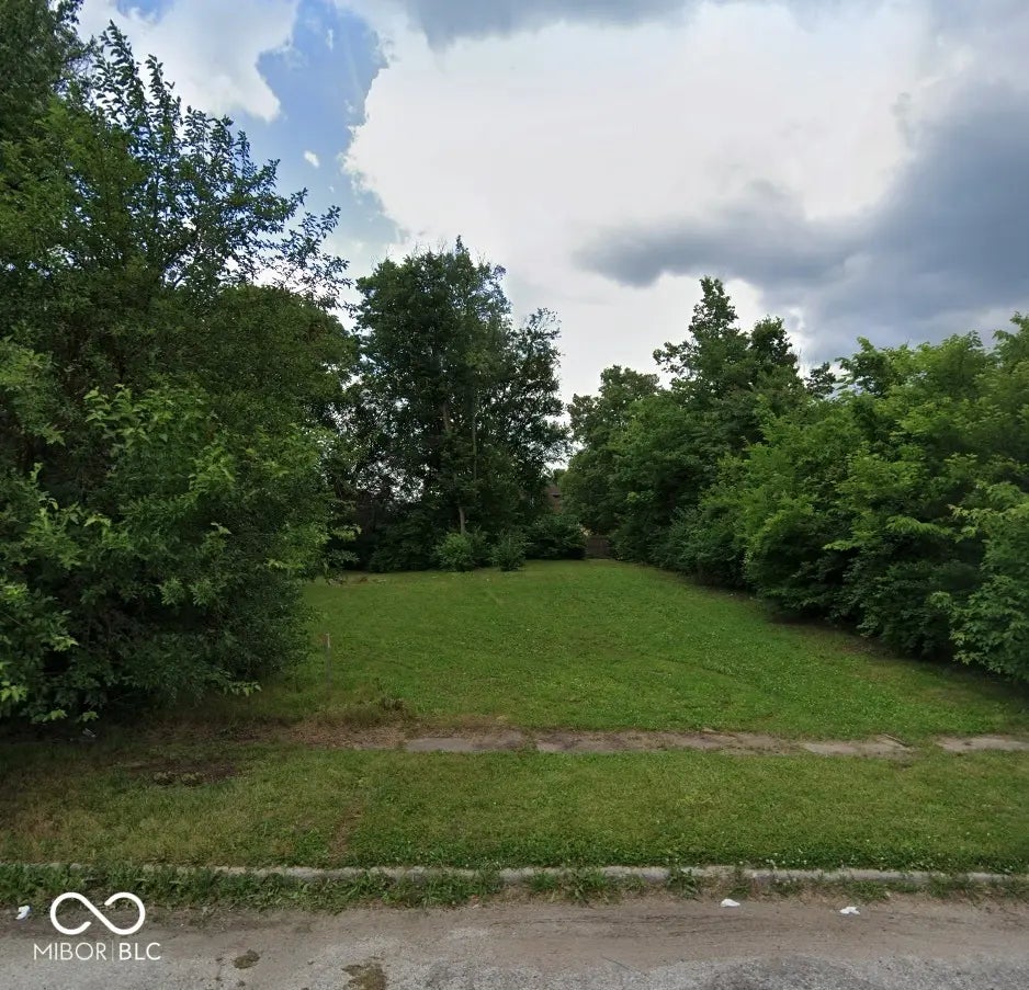 2111 Columbia Avenue, Indianapolis