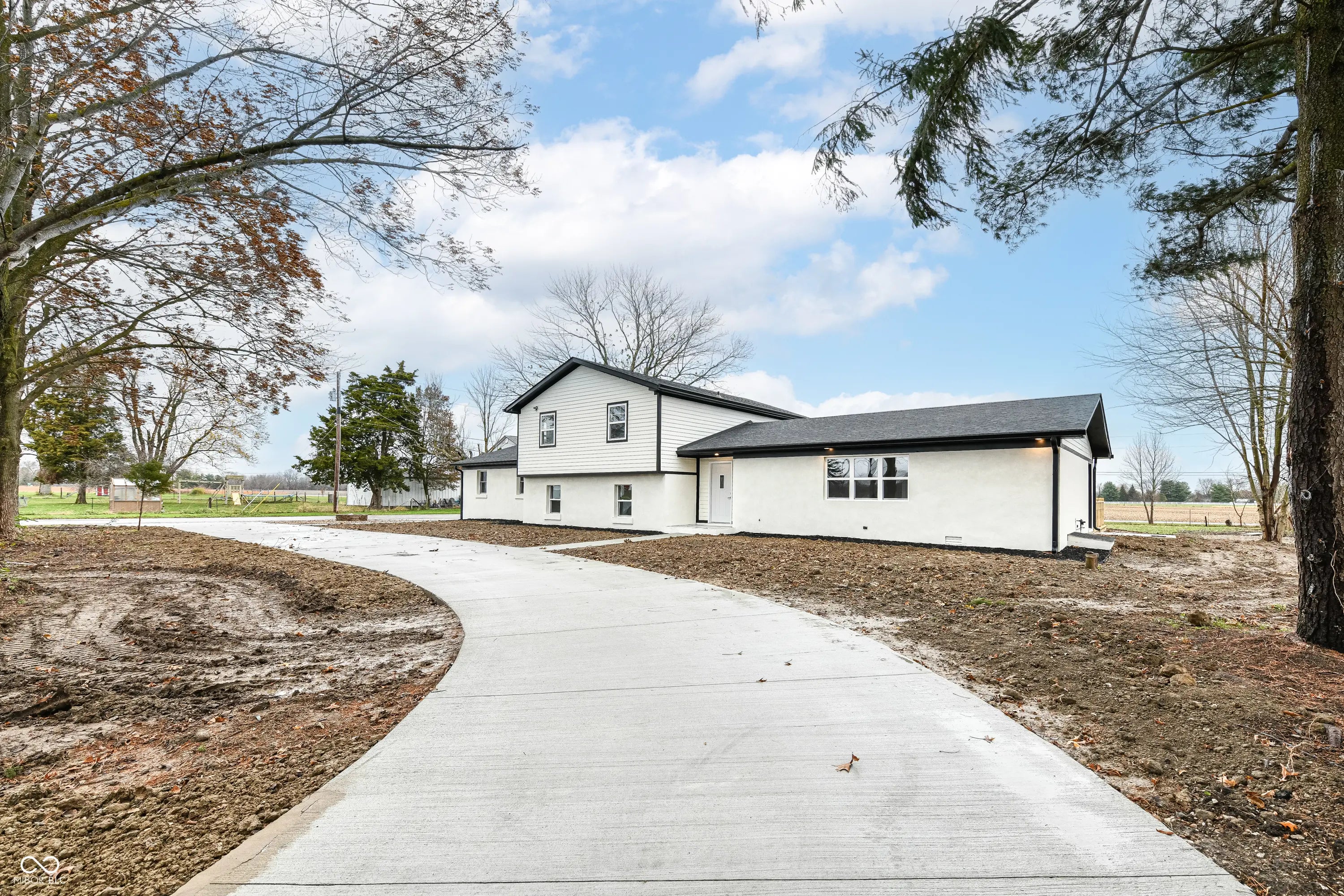 6015 S State Road 75, Coatesville