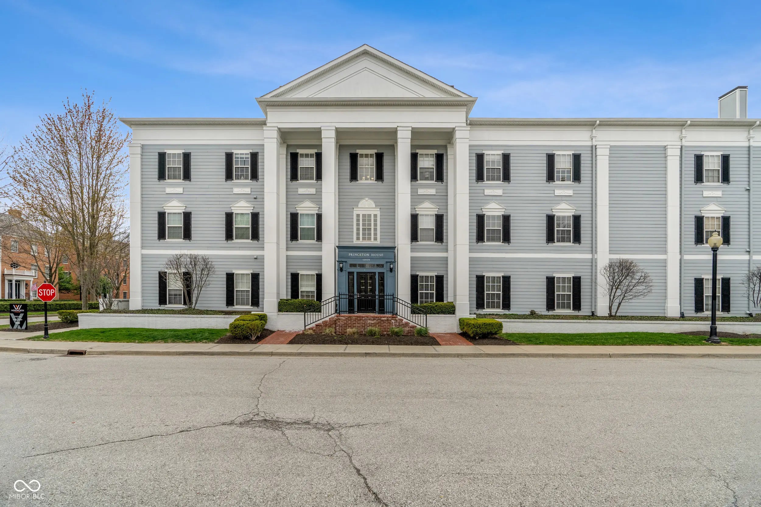 12820 University Crescent 2d, Carmel