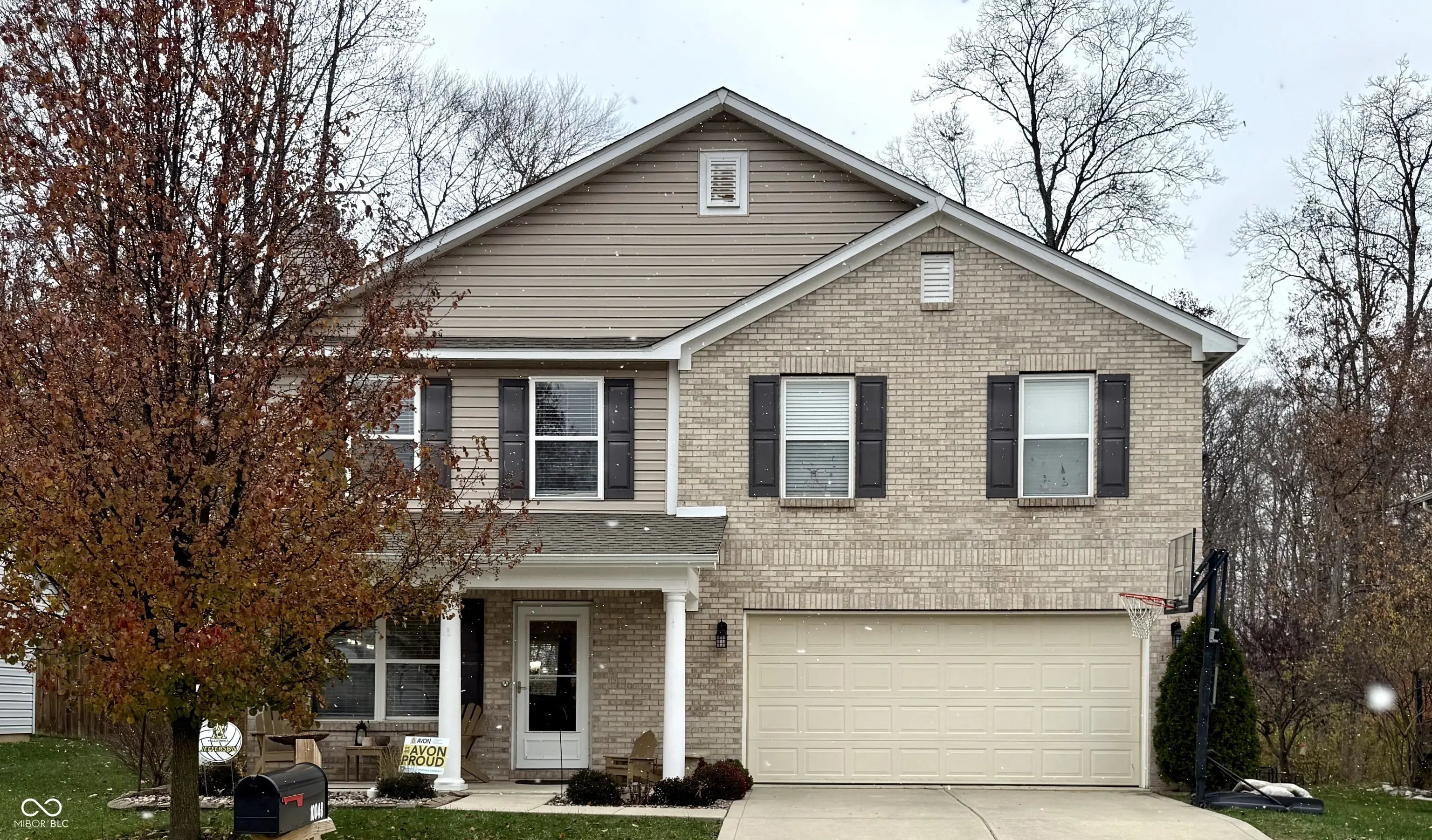 10048 New Dawn Place, Avon