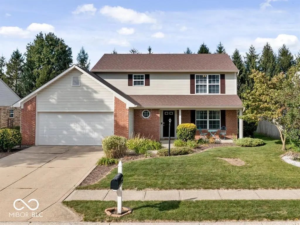 404 E Pine Ridge Drive, Westfield