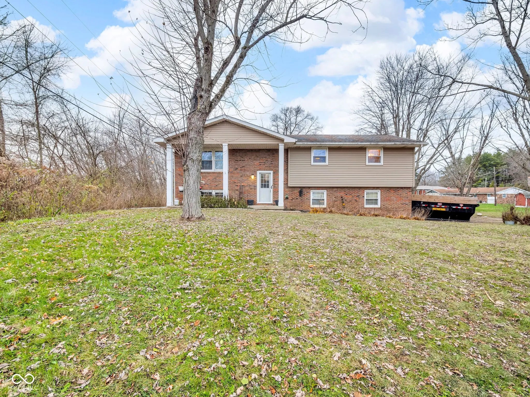 5821 S Arrow Road, Yorktown
