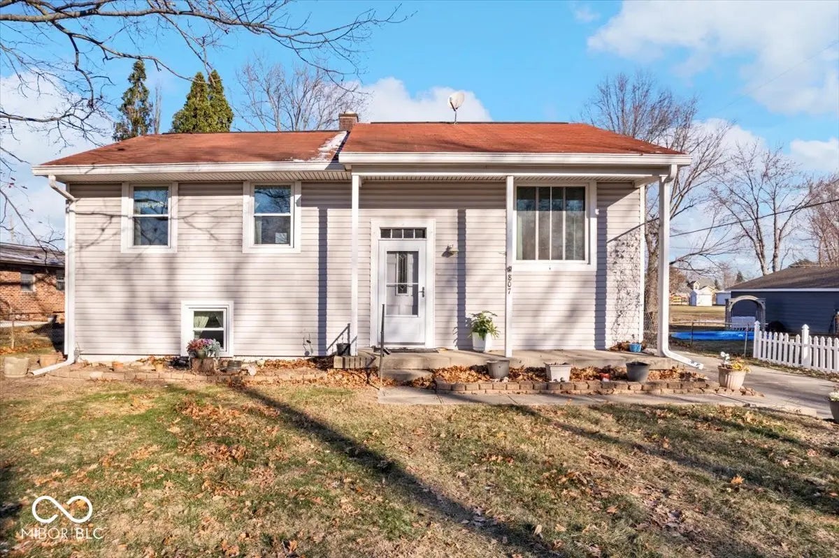 807 Alden Drive, Fortville