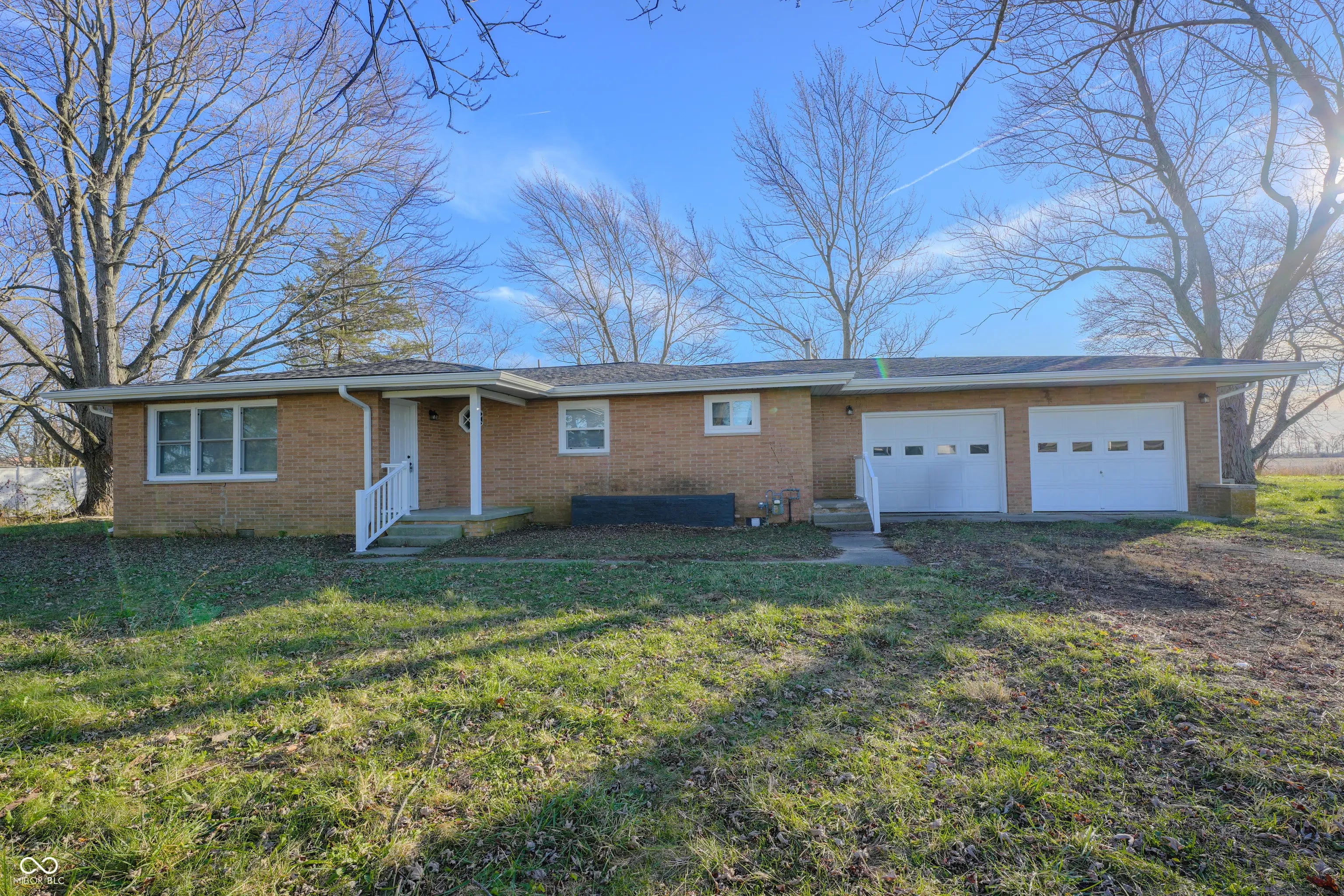 Photo of 10547 W State Road 32 Parker City, IN 47368