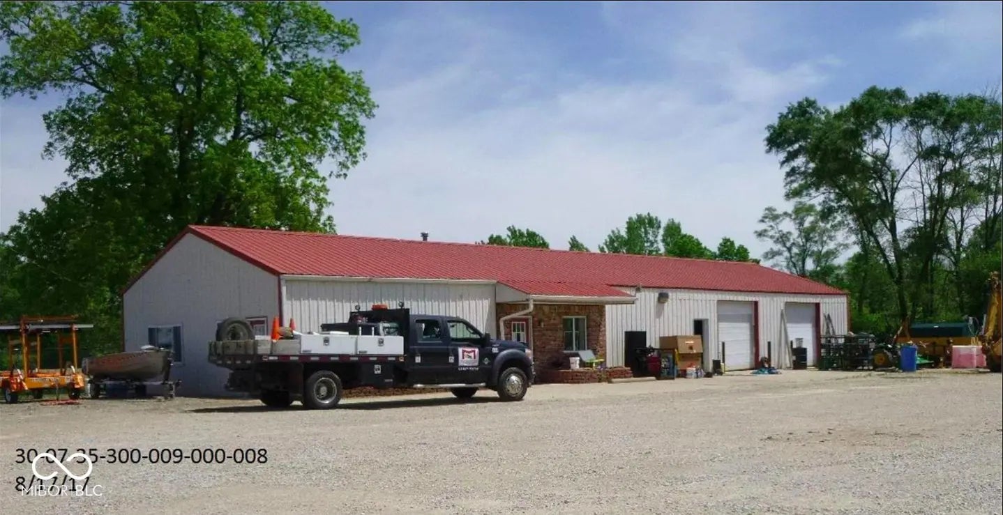 4217 E Us Highway 40 E, Greenfield