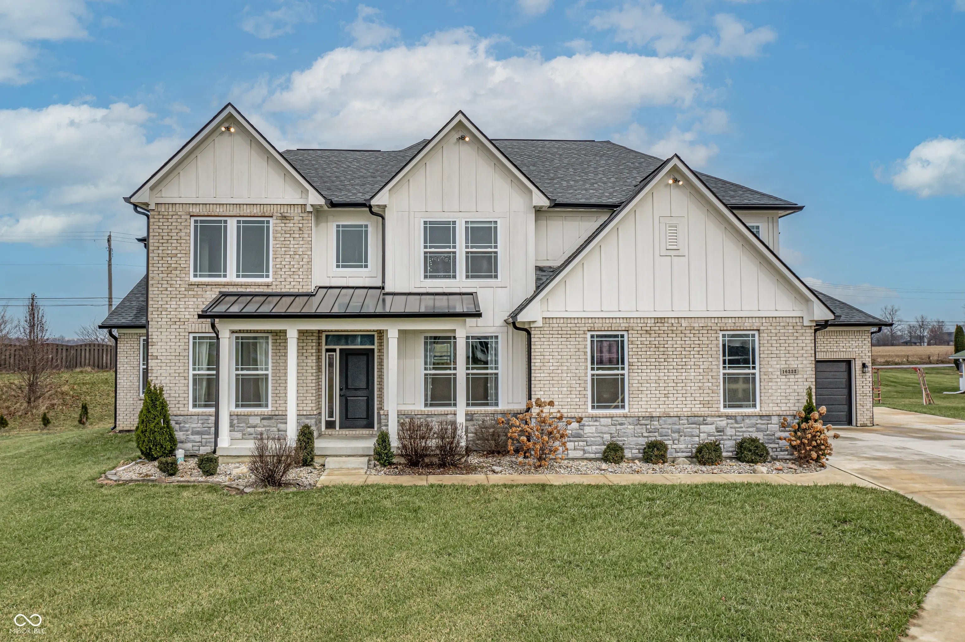 16222 Browning Court, Fishers