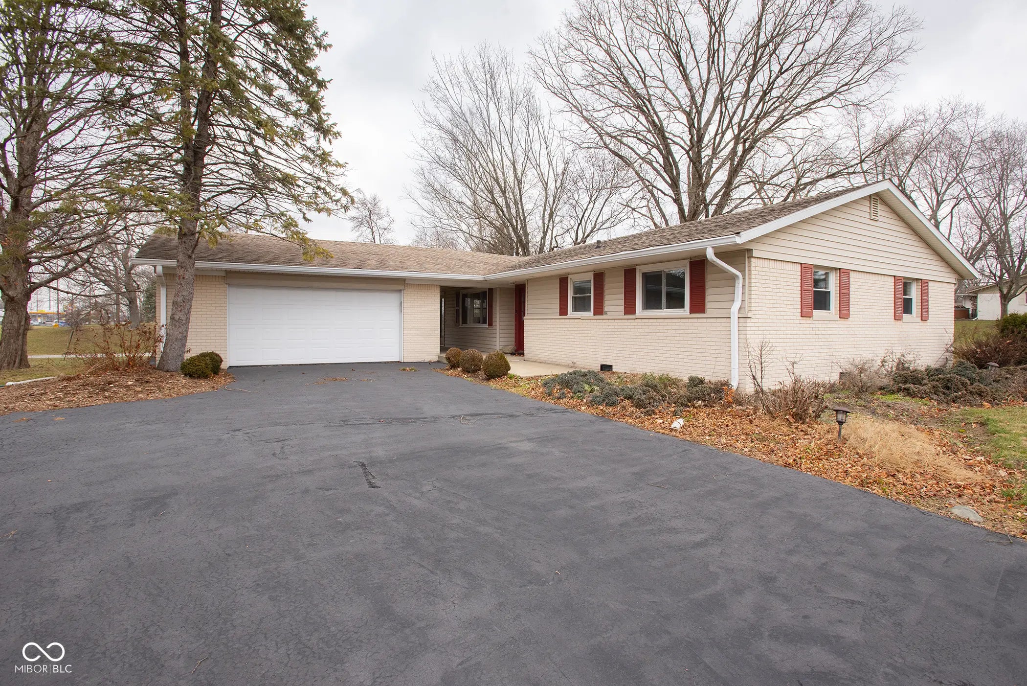 8105 Allisonville Road, Indianapolis